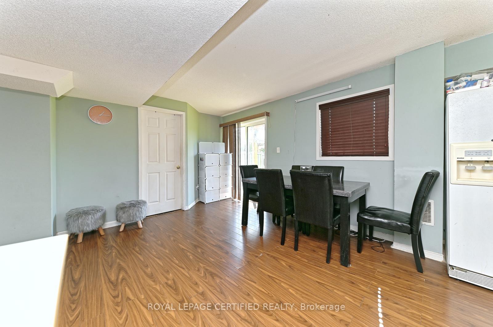Photo 26 of 28 Abbotsbury Drive, Brampton, Credit Valley — HOMEH