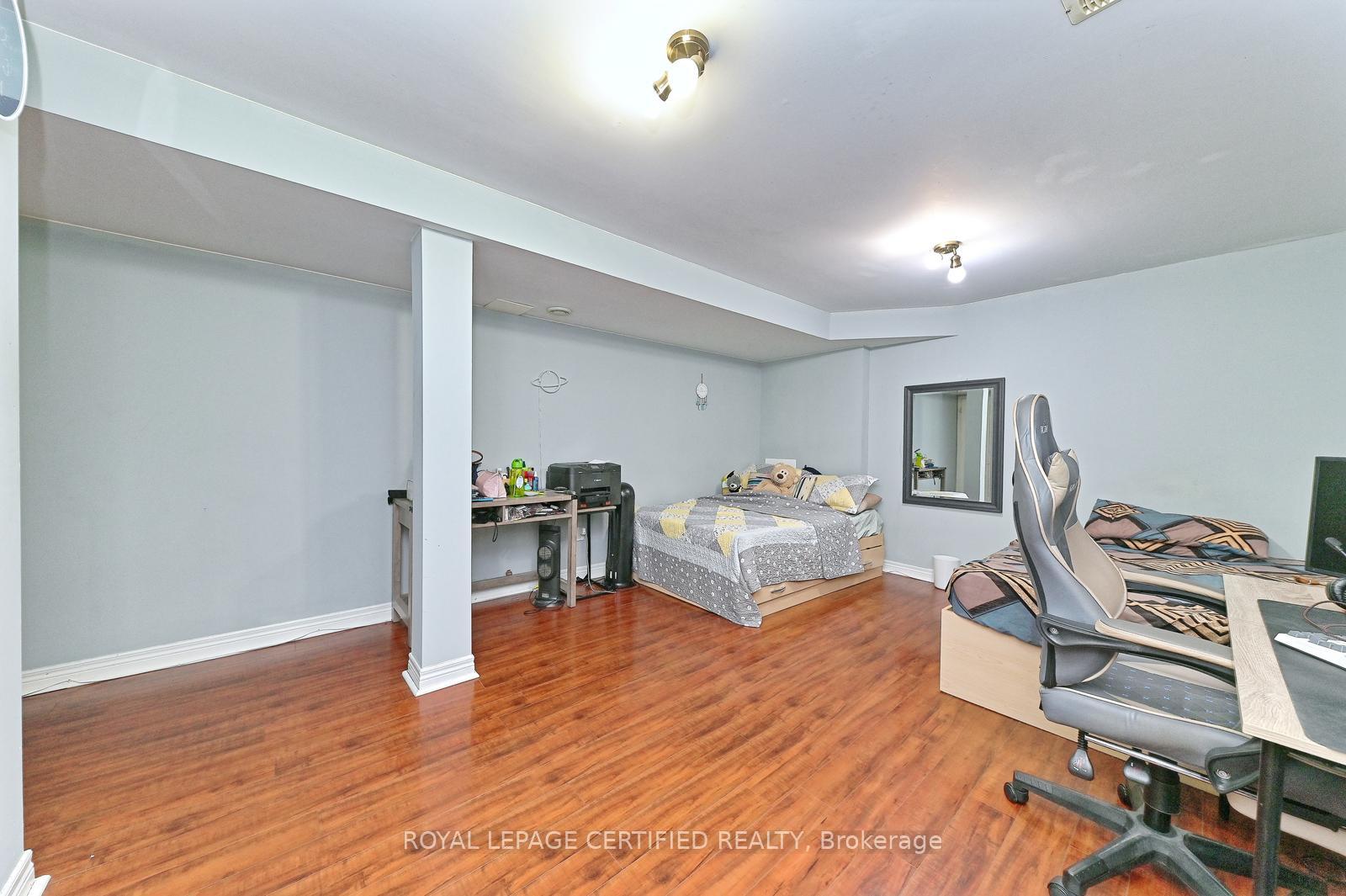 Photo 30 of 28 Abbotsbury Drive, Brampton, Credit Valley — HOMEH