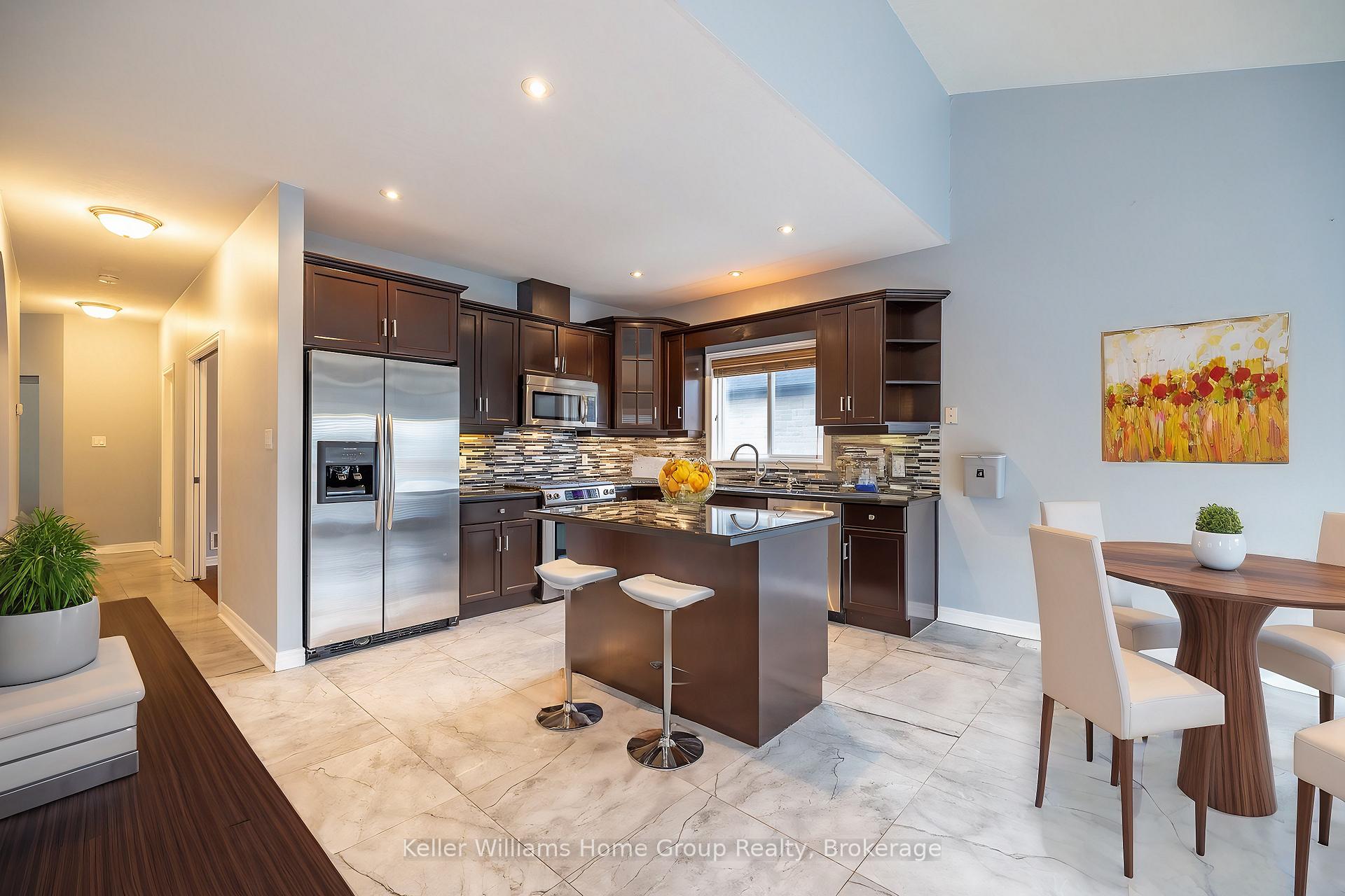 Photo 9 of 4 Clairfields Drive W, Guelph, Clairfields/Hanlon Business Park — HOMEH
