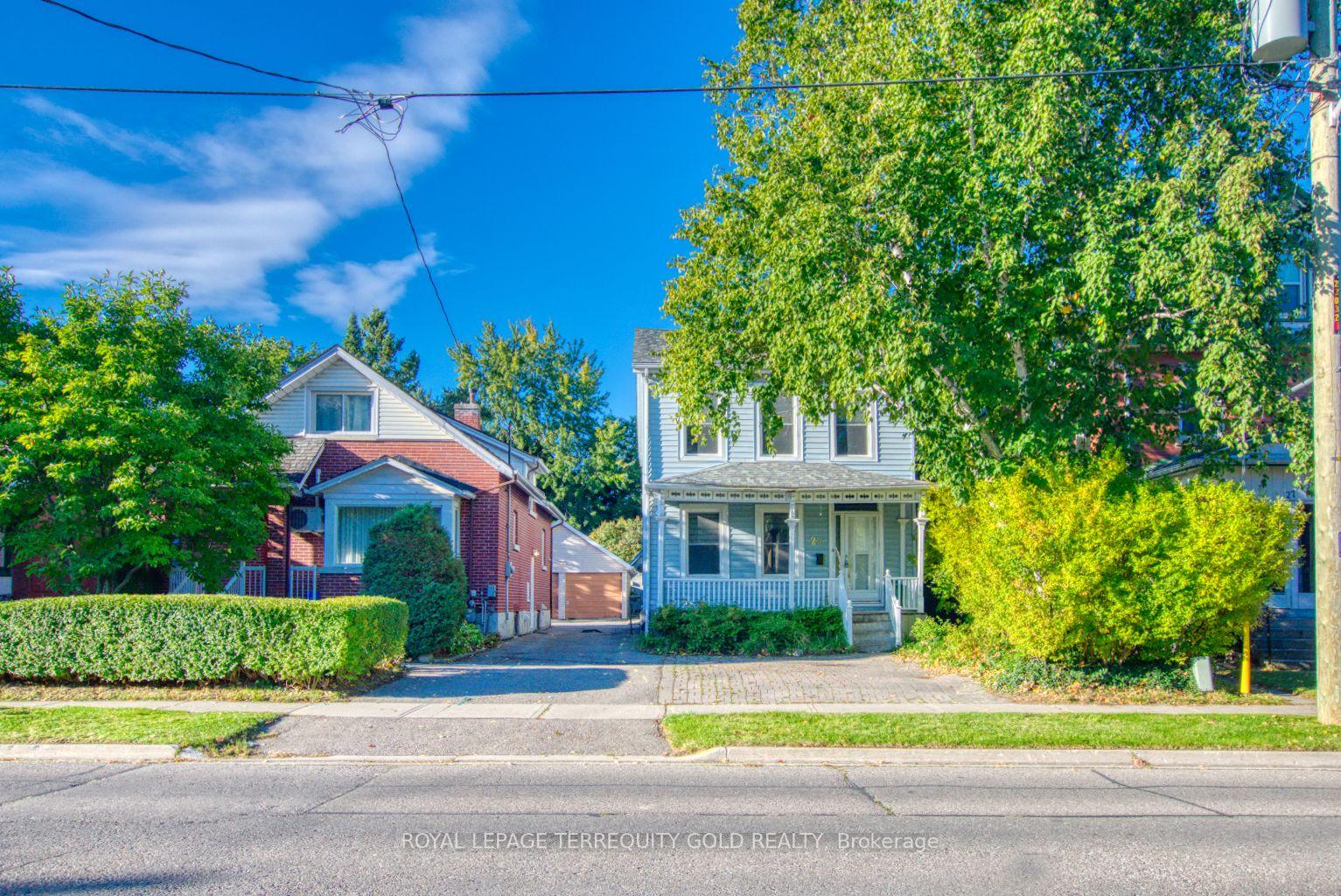 Photo 9 of 25 Mill Street N, Brampton, Downtown Brampton — HOMEH