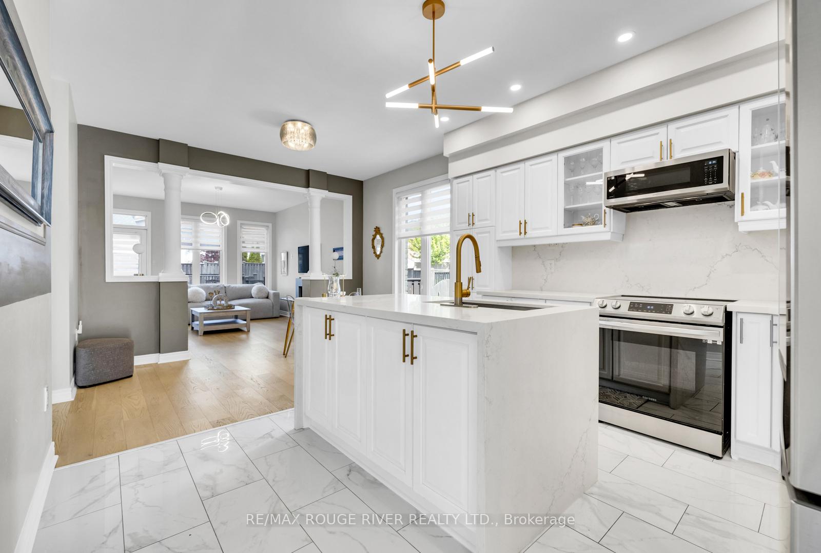 Photo 8 of 54 Erskine Drive, Clarington, Newcastle — HOMEH