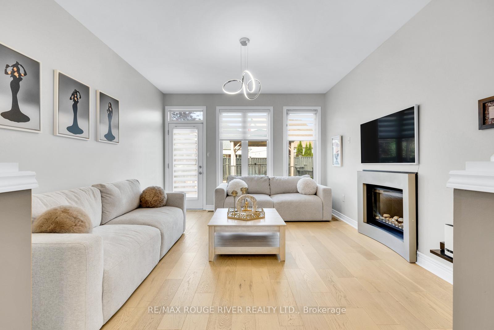 Photo 15 of 54 Erskine Drive, Clarington, Newcastle — HOMEH
