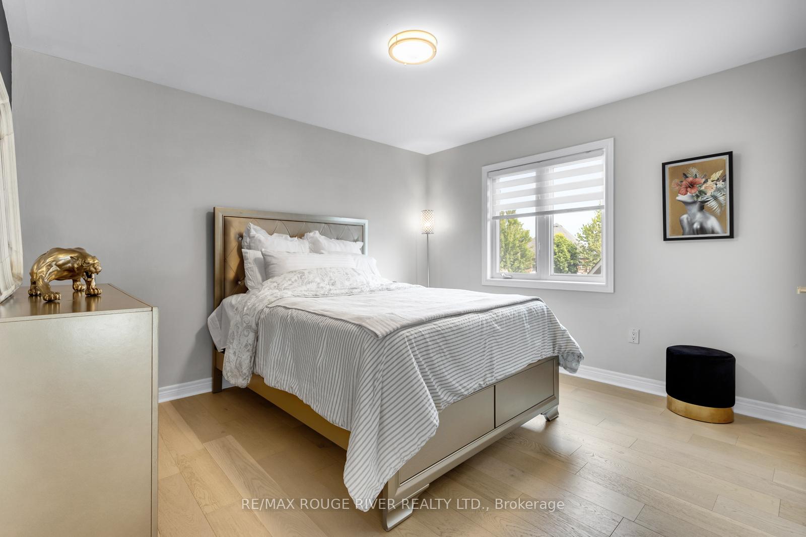 Photo 25 of 54 Erskine Drive, Clarington, Newcastle — HOMEH