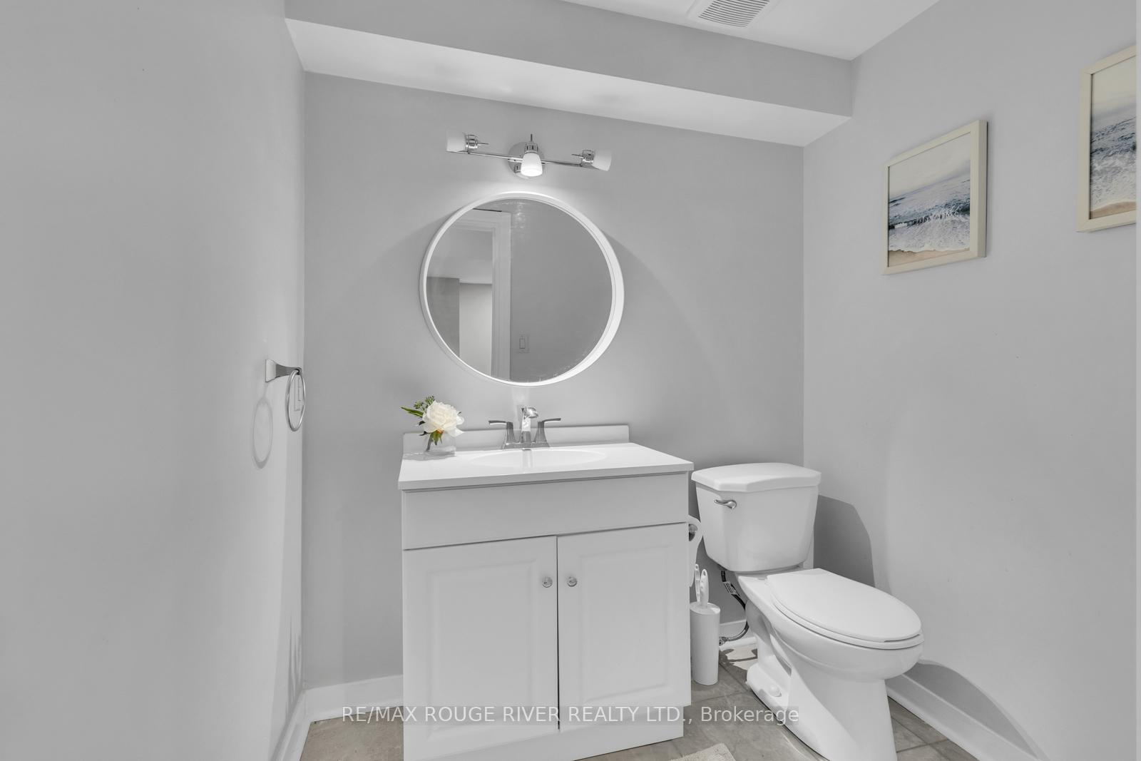 Photo 31 of 54 Erskine Drive, Clarington, Newcastle — HOMEH