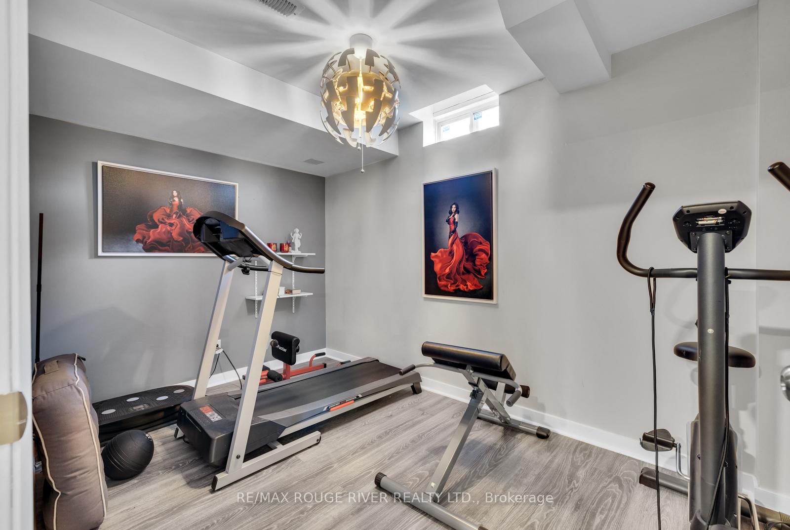 Photo 39 of 54 Erskine Drive, Clarington, Newcastle — HOMEH
