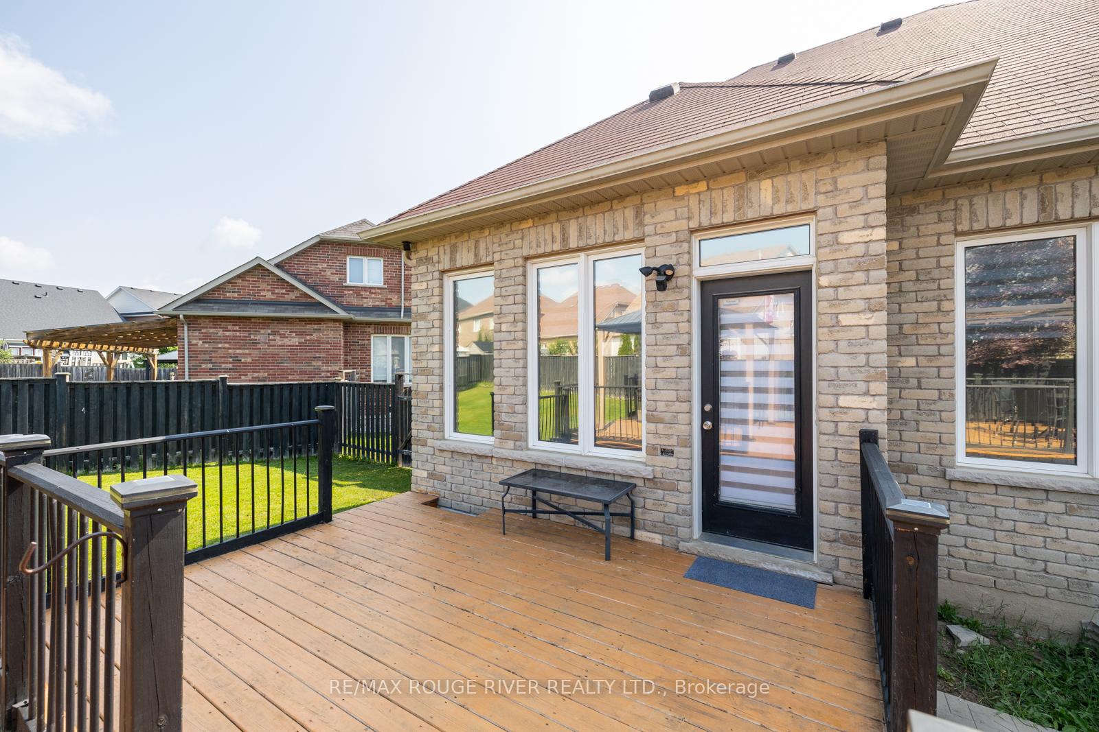Photo 41 of 54 Erskine Drive, Clarington, Newcastle — HOMEH