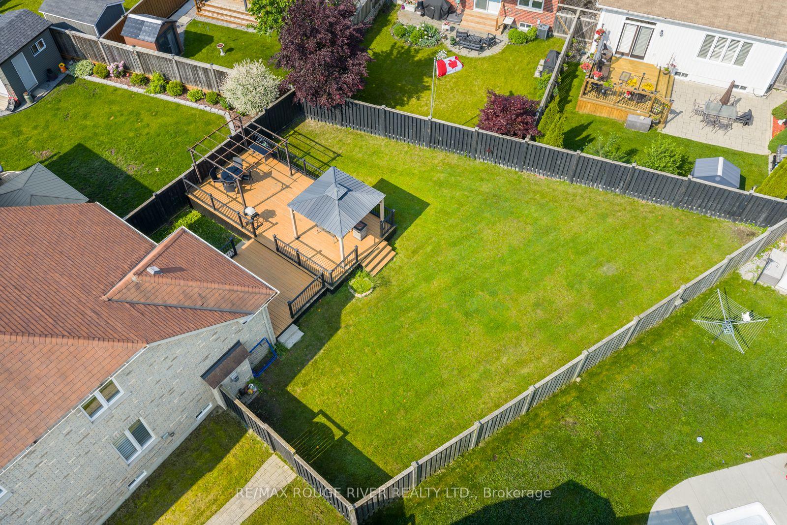 Photo 48 of 54 Erskine Drive, Clarington, Newcastle — HOMEH