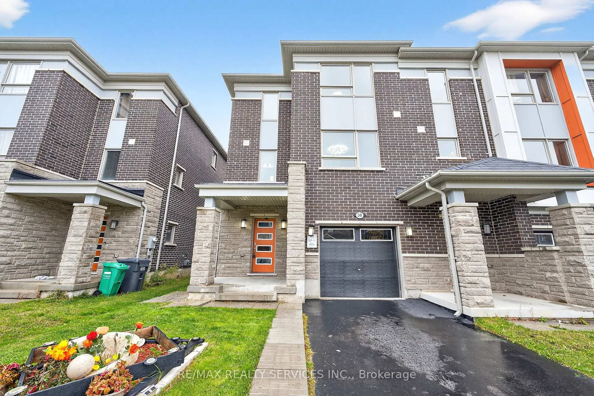 Photo 1 of 38 Divers Road, Brampton, Northwest Brampton — HOMEH