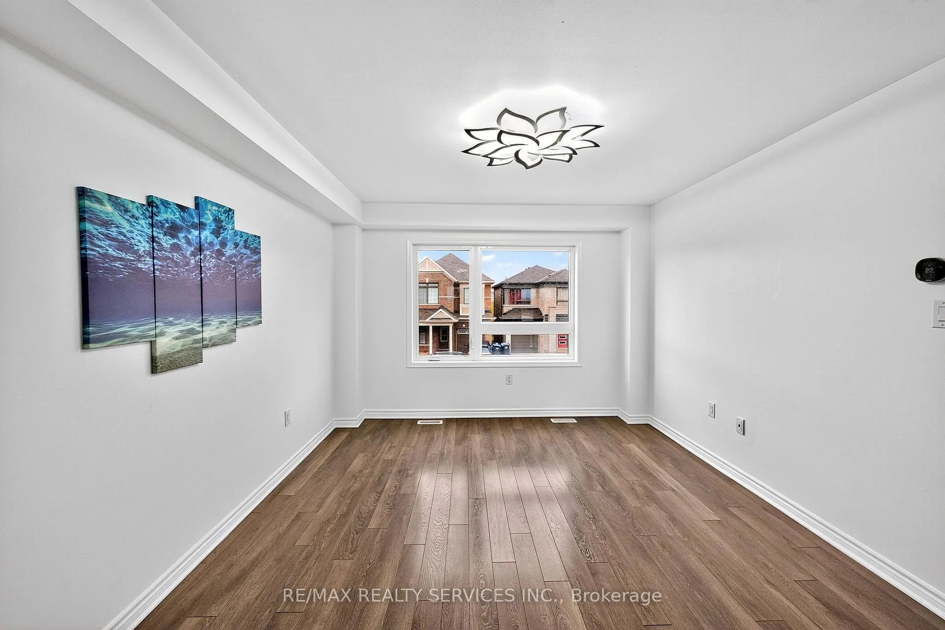 Photo 12 of 38 Divers Road, Brampton, Northwest Brampton — HOMEH