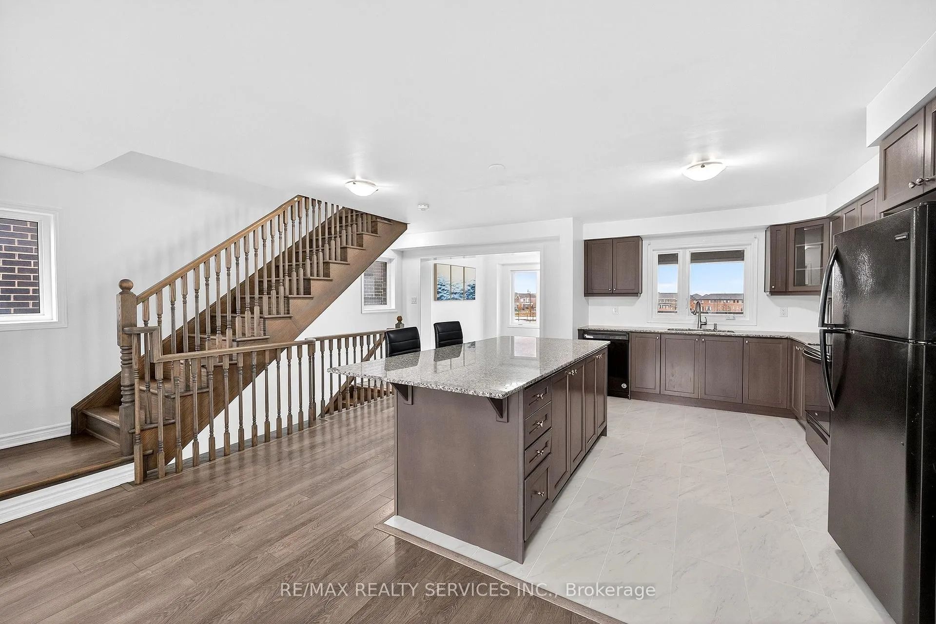 Photo 14 of 38 Divers Road, Brampton, Northwest Brampton — HOMEH