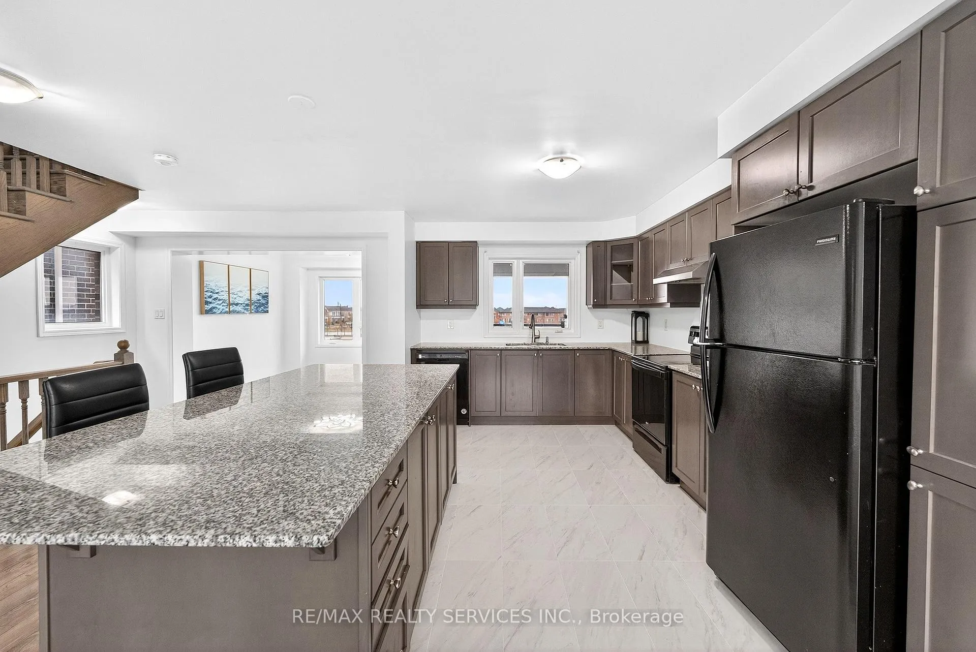 Photo 15 of 38 Divers Road, Brampton, Northwest Brampton — HOMEH