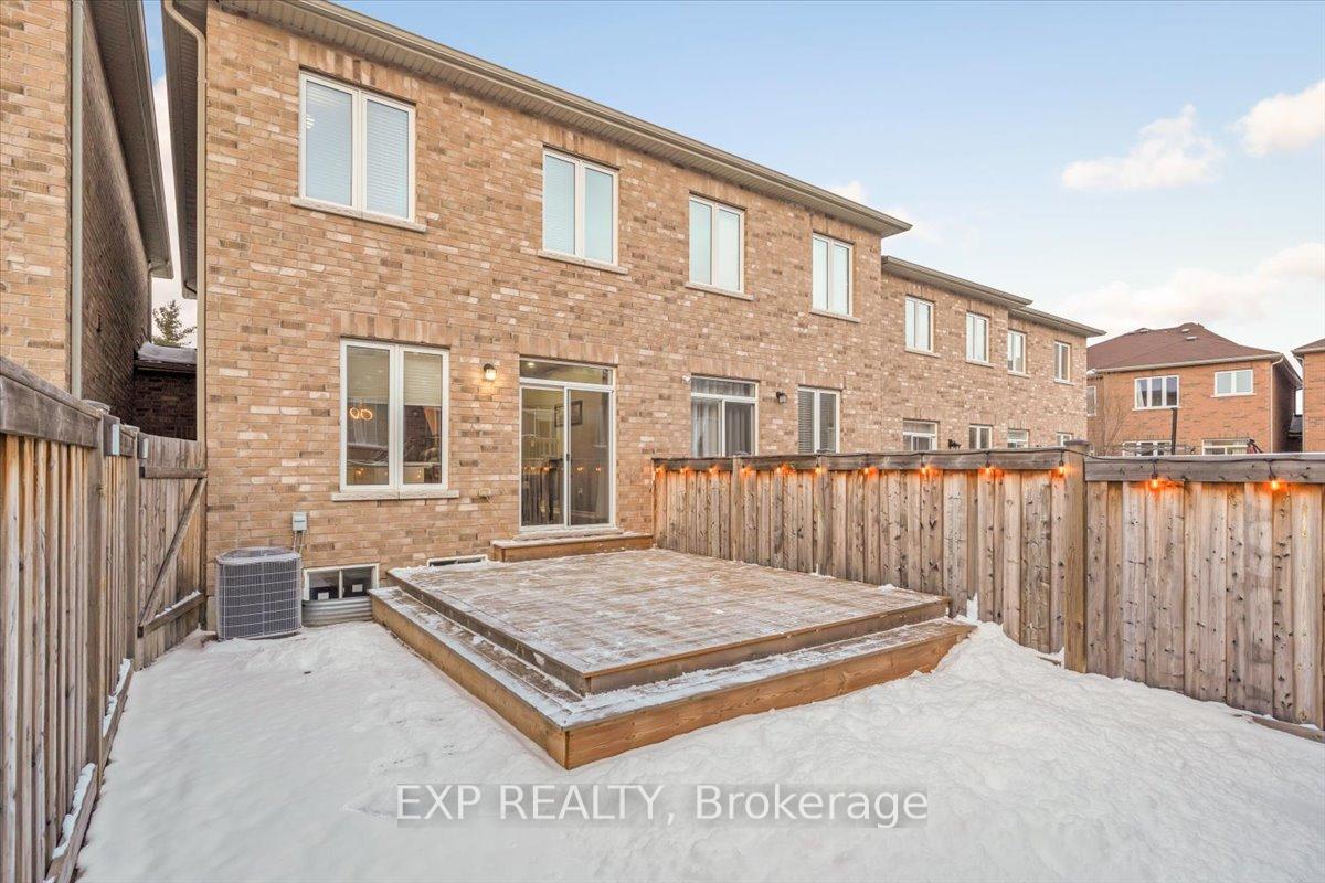 Photo 38 of 92 Upper Canada Court, Halton Hills, Georgetown — HOMEH