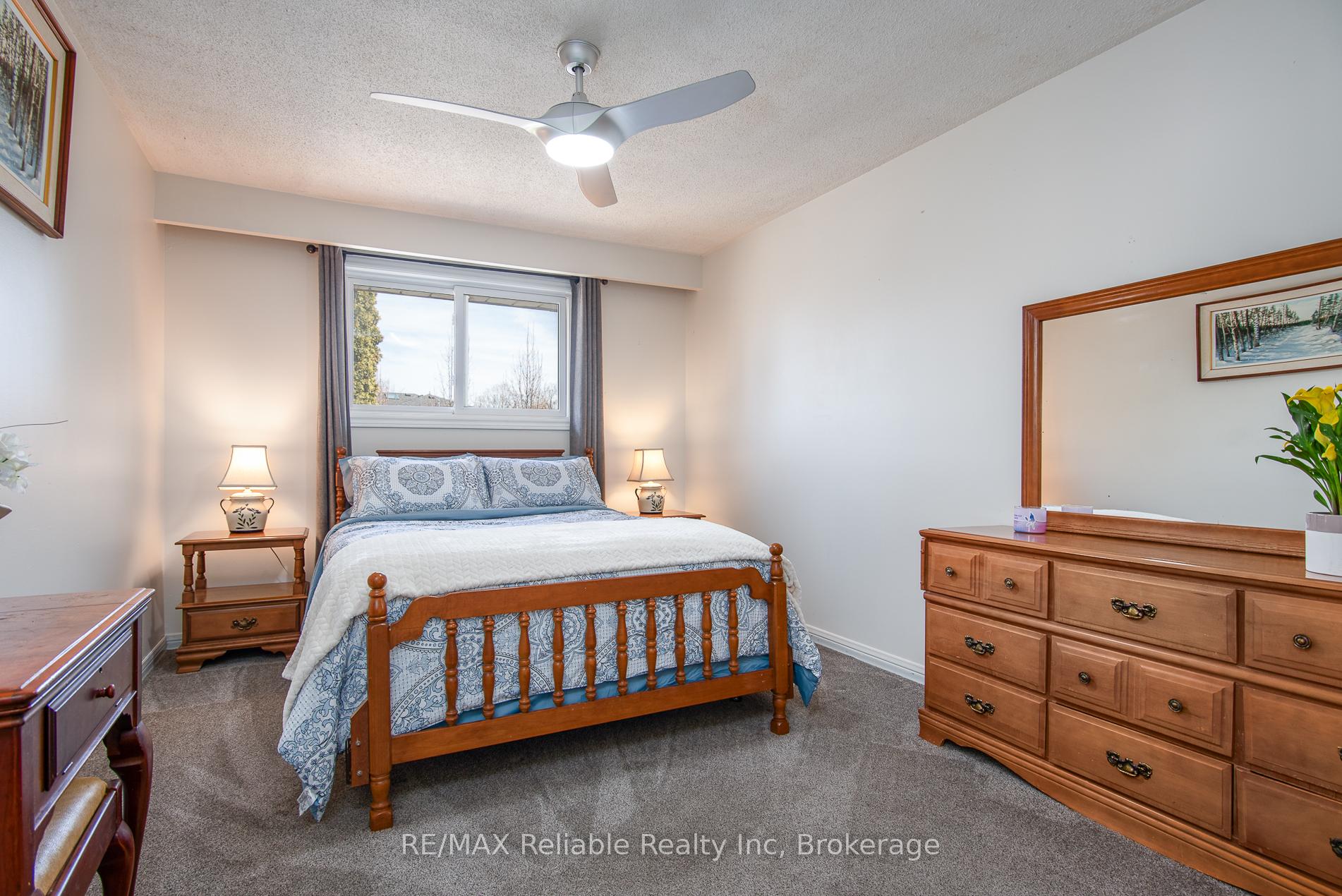 Photo 18 of 163 Marksam Road, Guelph, Willow West/Sugarbush/West Acres — HOMEH