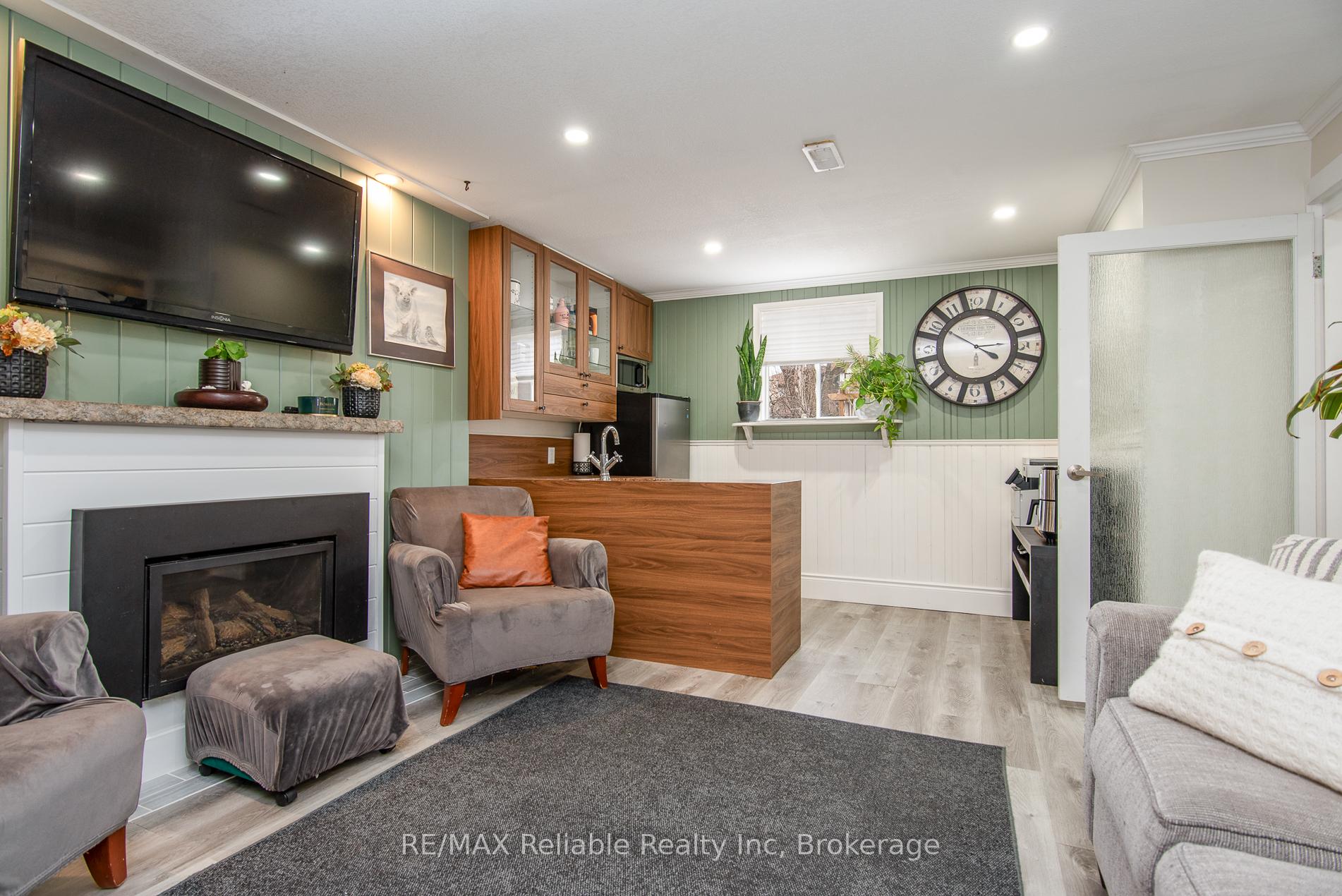 Photo 22 of 163 Marksam Road, Guelph, Willow West/Sugarbush/West Acres — HOMEH