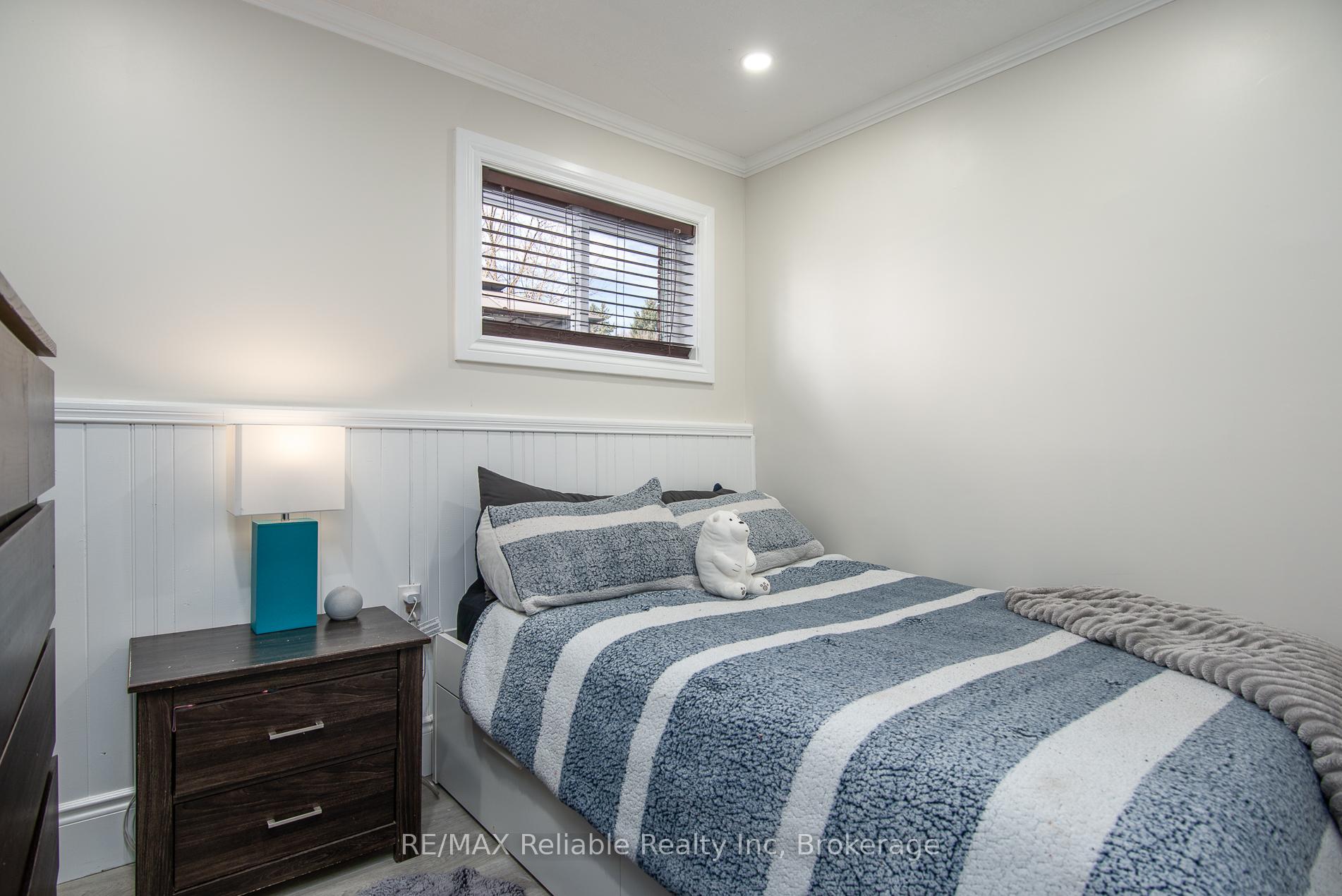 Photo 34 of 163 Marksam Road, Guelph, Willow West/Sugarbush/West Acres — HOMEH