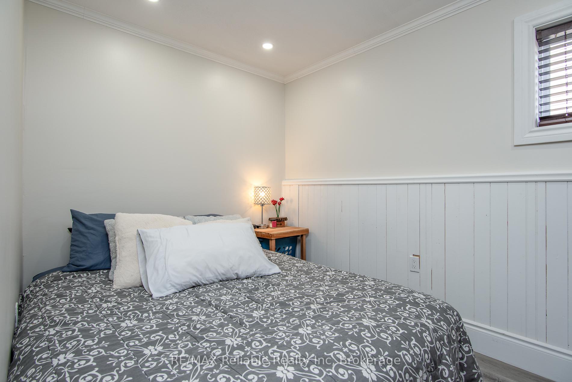 Photo 35 of 163 Marksam Road, Guelph, Willow West/Sugarbush/West Acres — HOMEH
