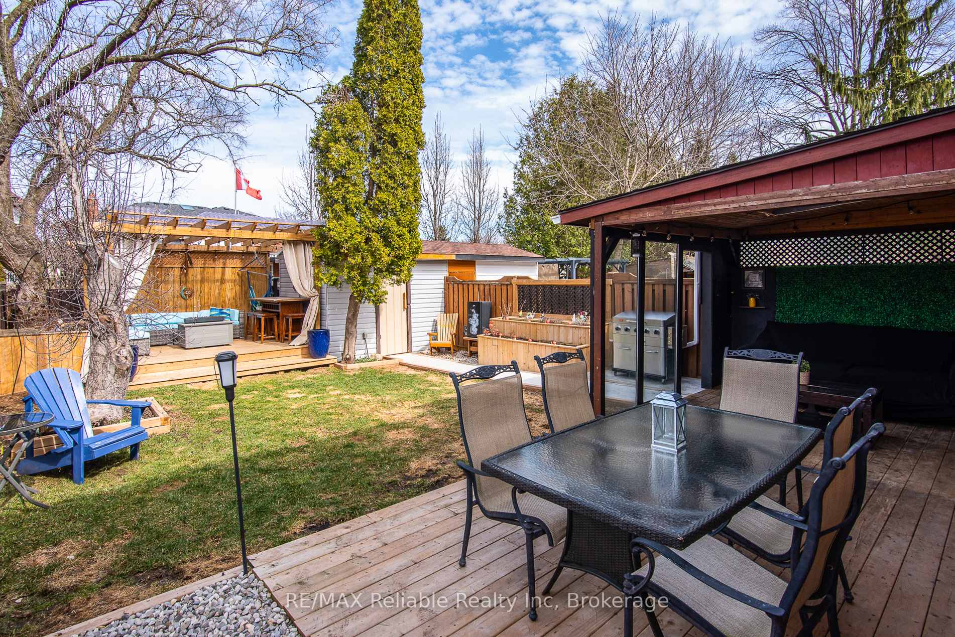 Photo 40 of 163 Marksam Road, Guelph, Willow West/Sugarbush/West Acres — HOMEH