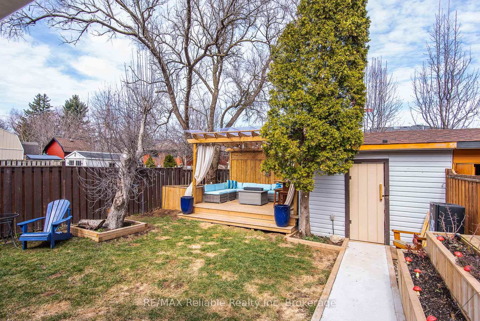 Photo 42 of 163 Marksam Road, Guelph, Willow West/Sugarbush/West Acres — HOMEH