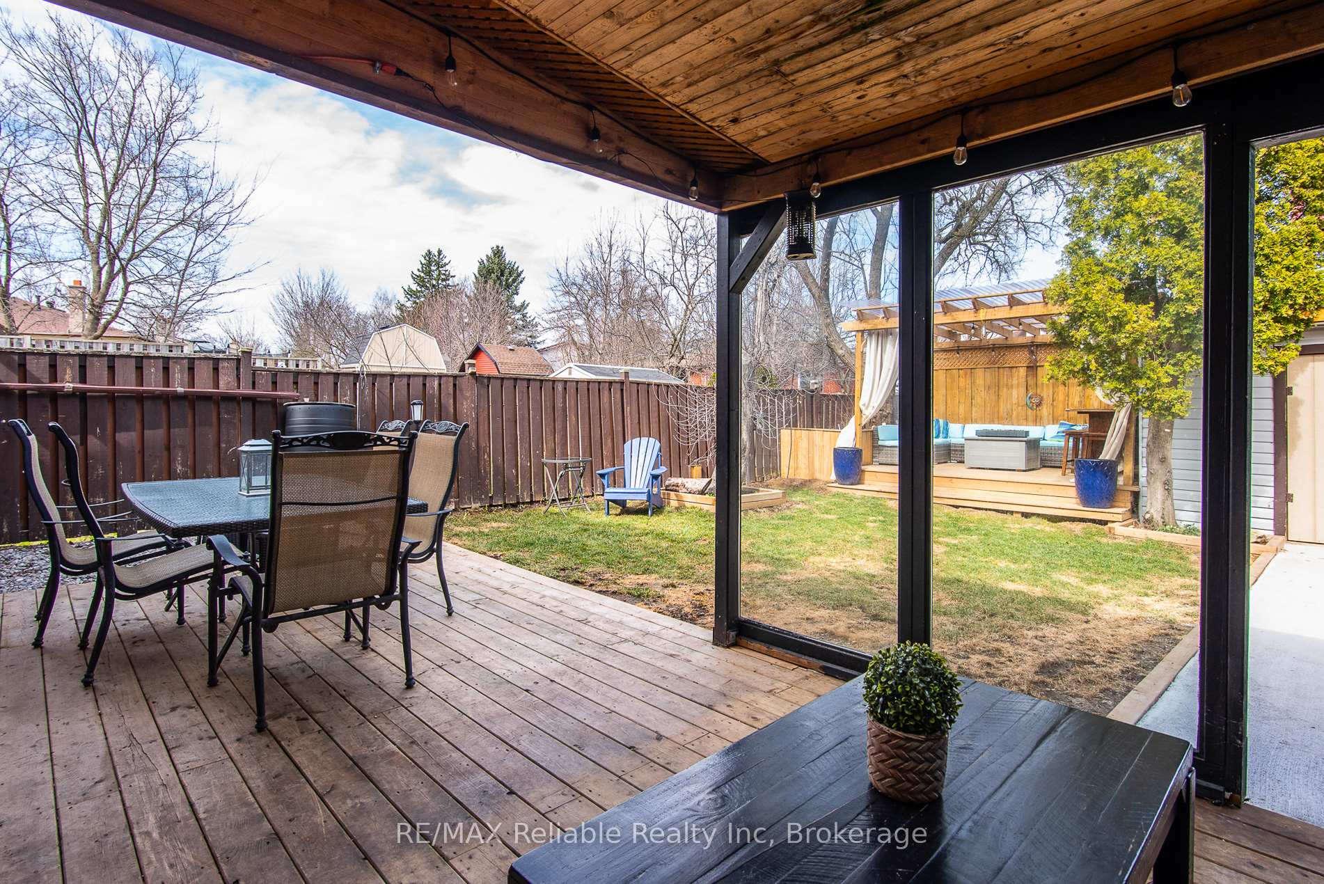 Photo 45 of 163 Marksam Road, Guelph, Willow West/Sugarbush/West Acres — HOMEH