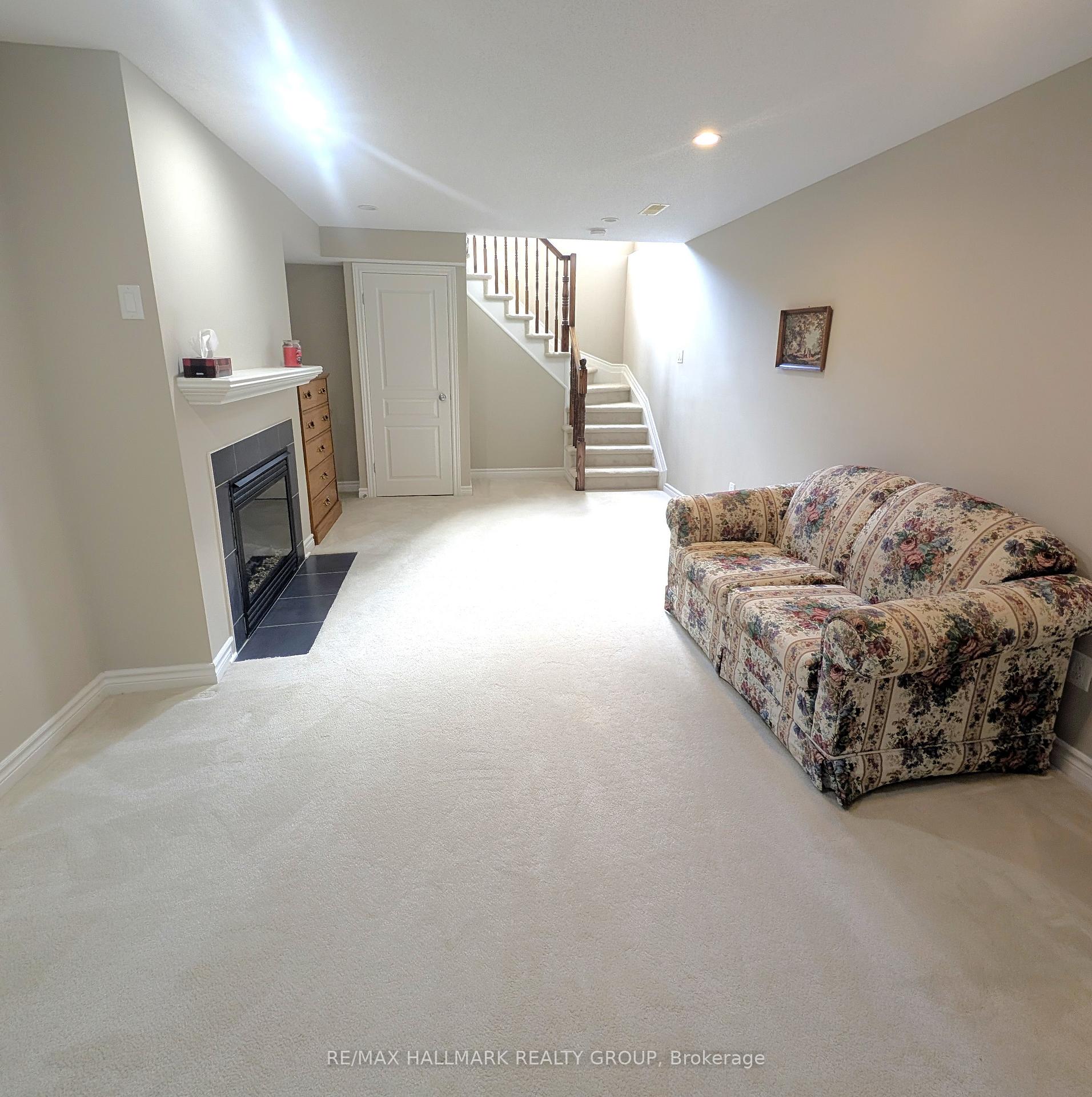 Photo 22 of 12 Madelon Drive, Ottawa, Barrhaven - Longfields — HOMEH