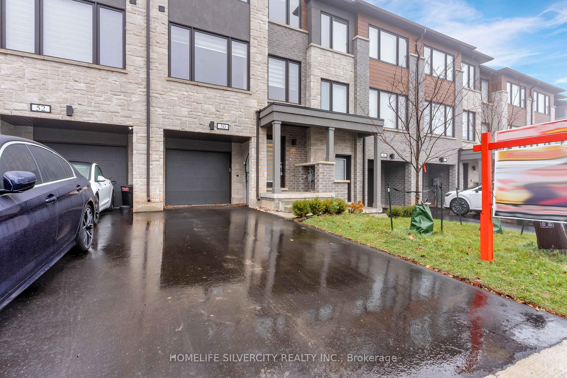 Photo 2 of 50 Windtree Way, Halton Hills, Georgetown — HOMEH