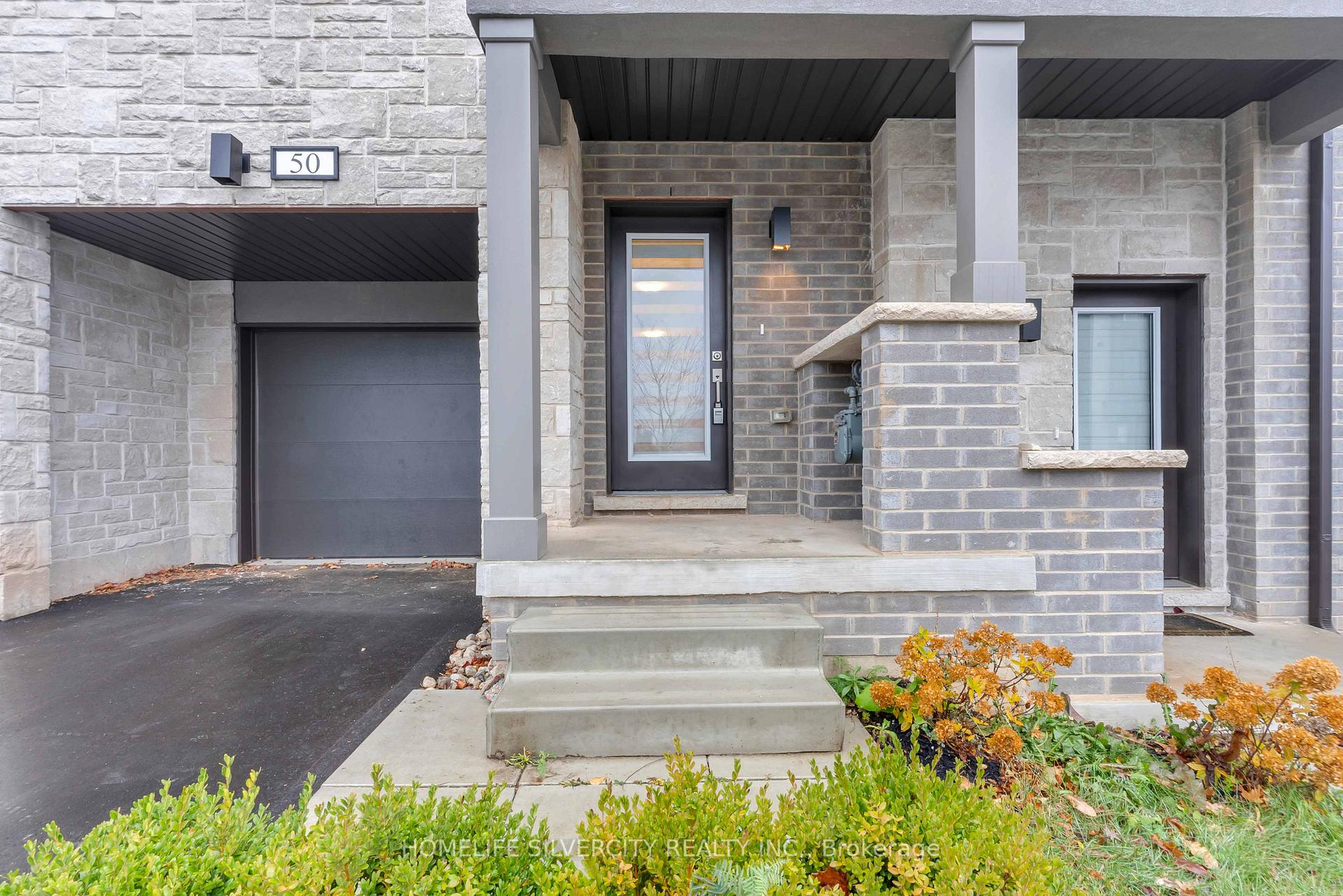 Photo 3 of 50 Windtree Way, Halton Hills, Georgetown — HOMEH