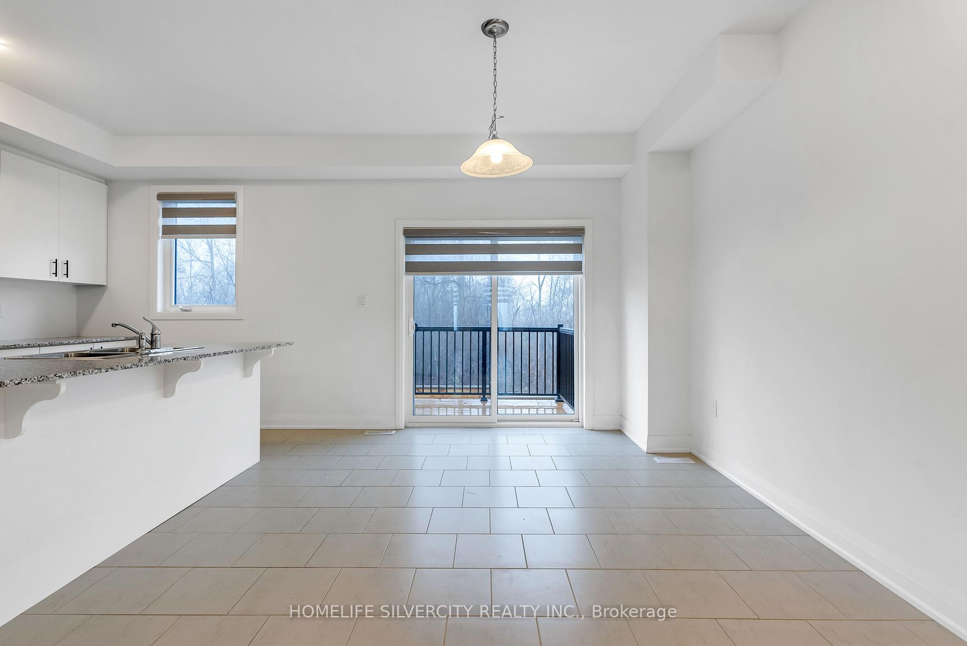Photo 10 of 50 Windtree Way, Halton Hills, Georgetown — HOMEH