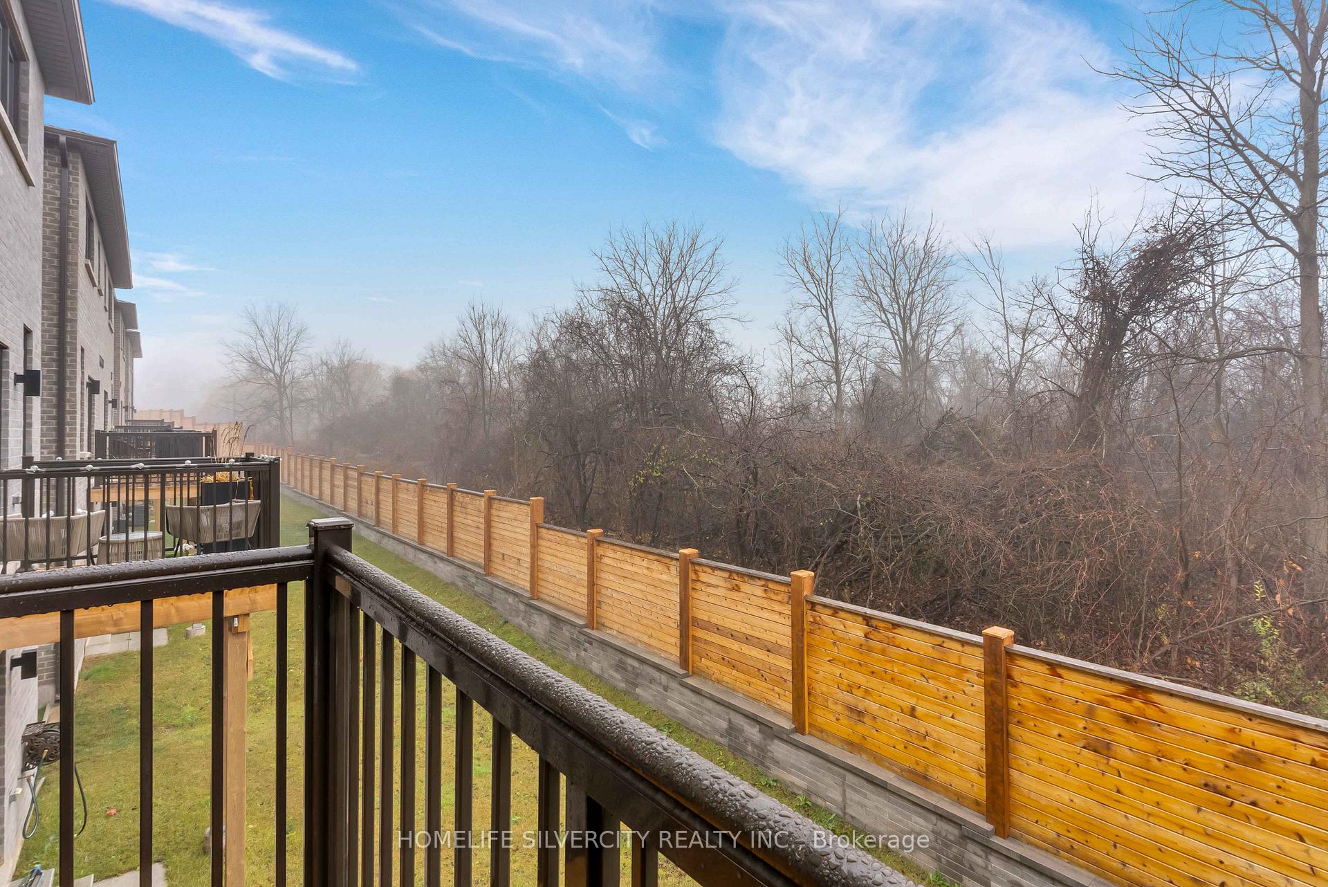 Photo 36 of 50 Windtree Way, Halton Hills, Georgetown — HOMEH