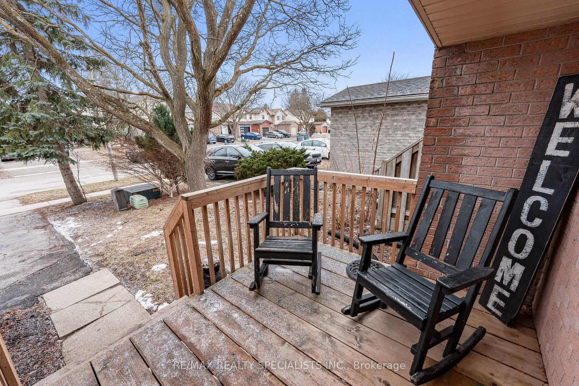 Photo 3 of 48 Walman Drive, Guelph, Kortright West — HOMEH