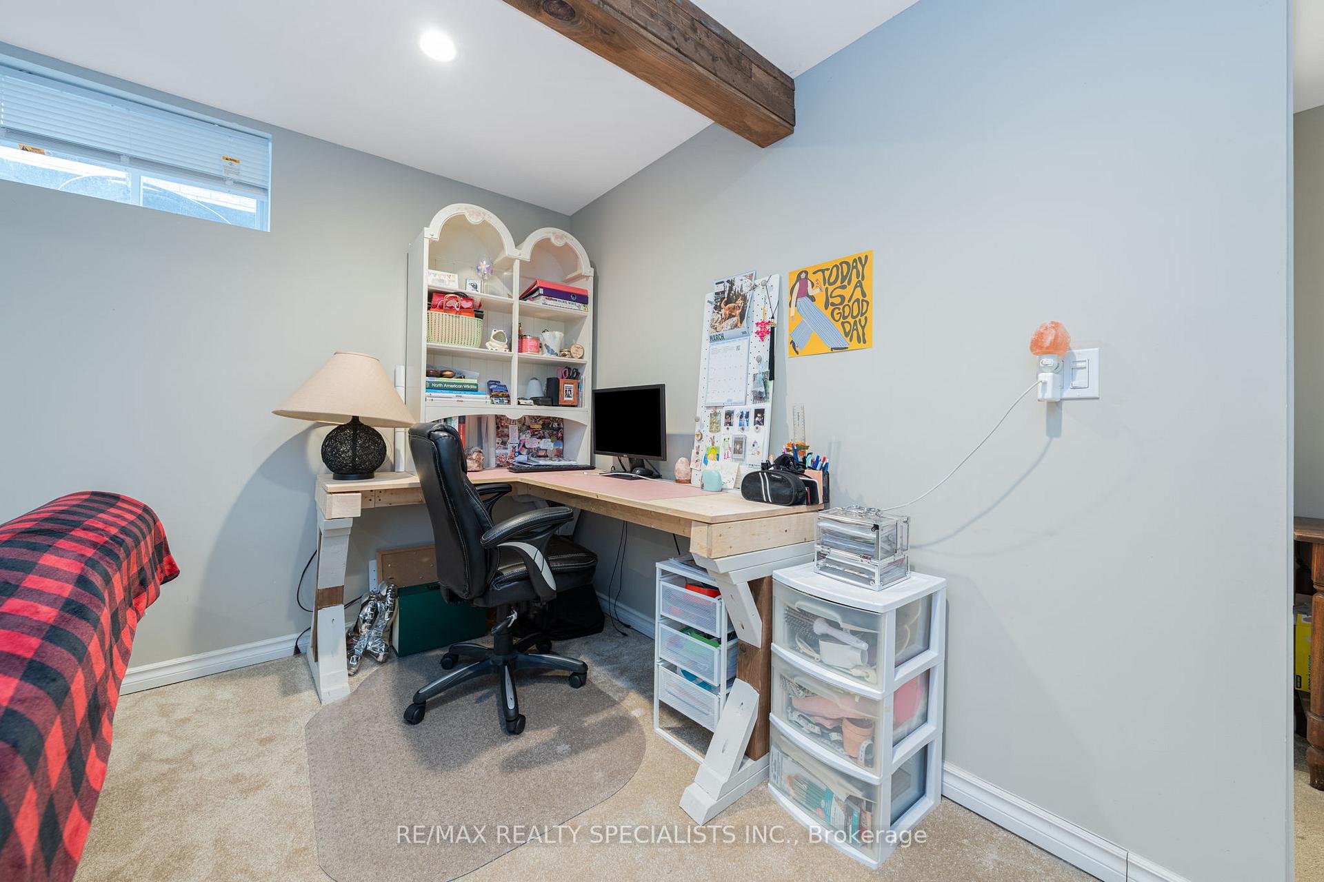Photo 32 of 48 Walman Drive, Guelph, Kortright West — HOMEH