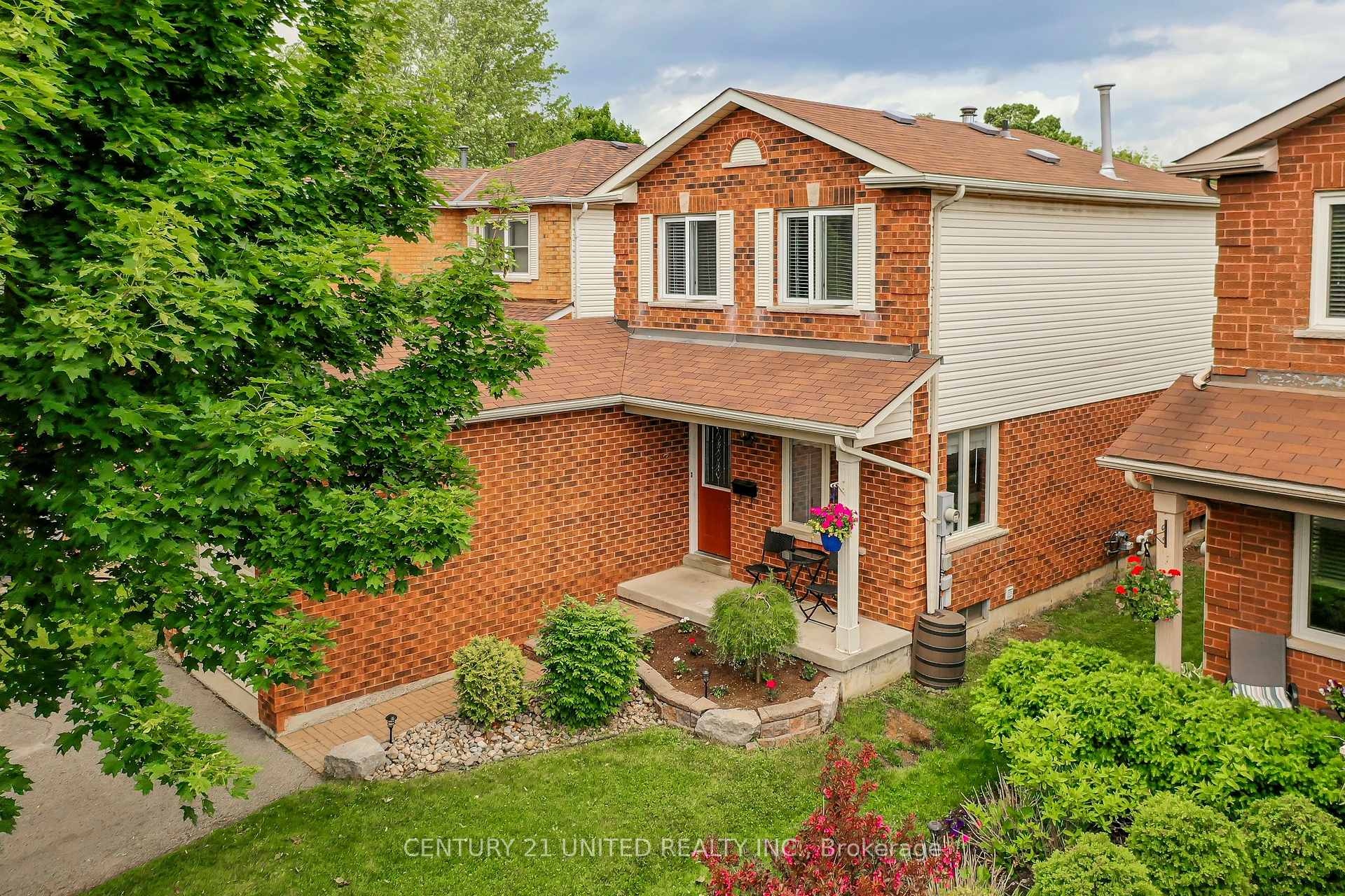 Photo 1 of 29 Wrenn Boulevard, Clarington, Bowmanville — HOMEH