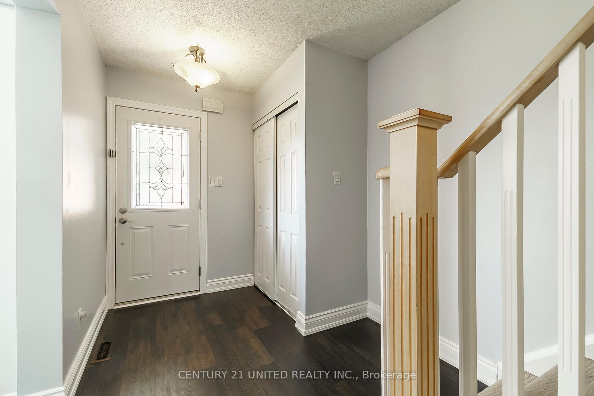 Photo 8 of 29 Wrenn Boulevard, Clarington, Bowmanville — HOMEH