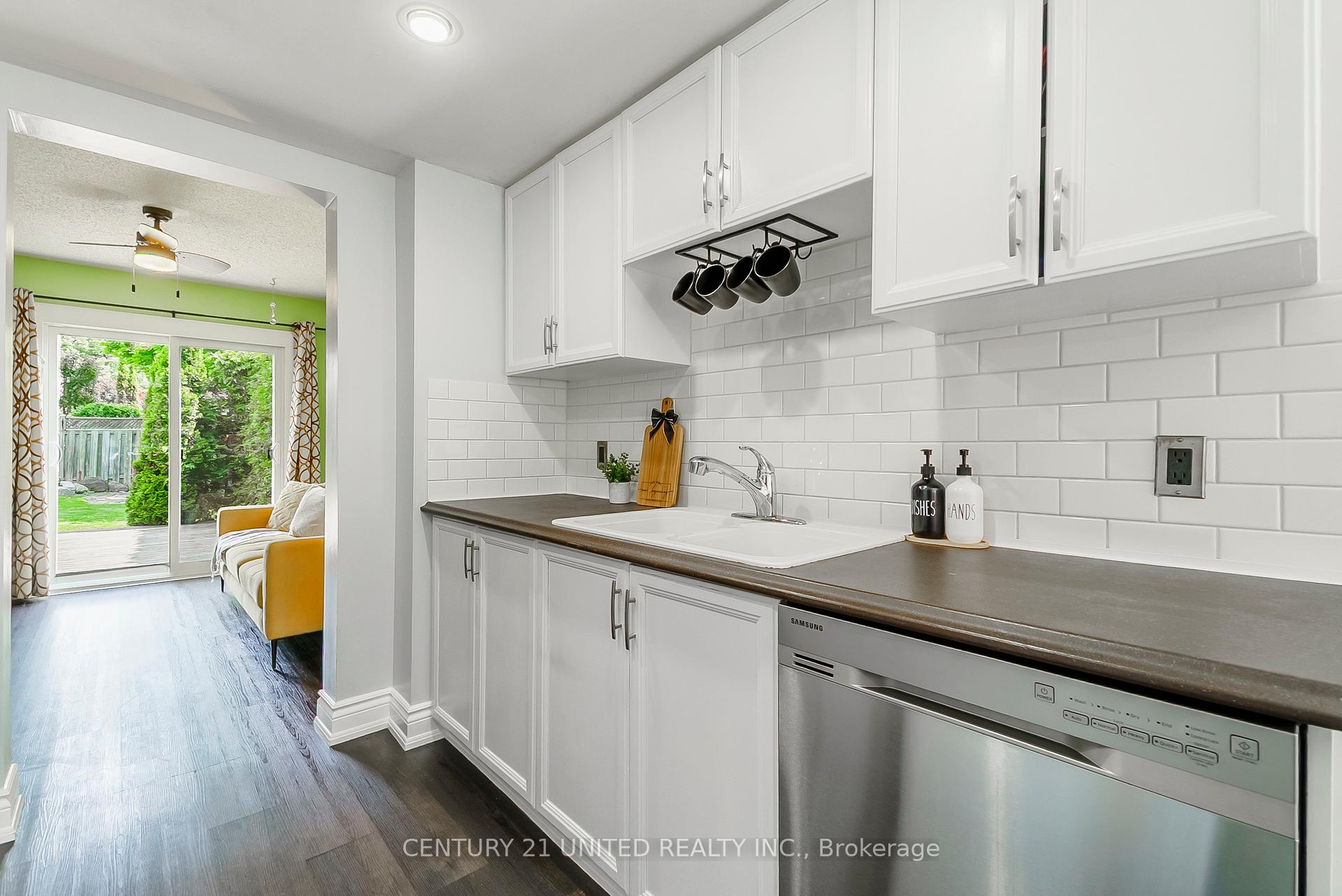 Photo 14 of 29 Wrenn Boulevard, Clarington, Bowmanville — HOMEH
