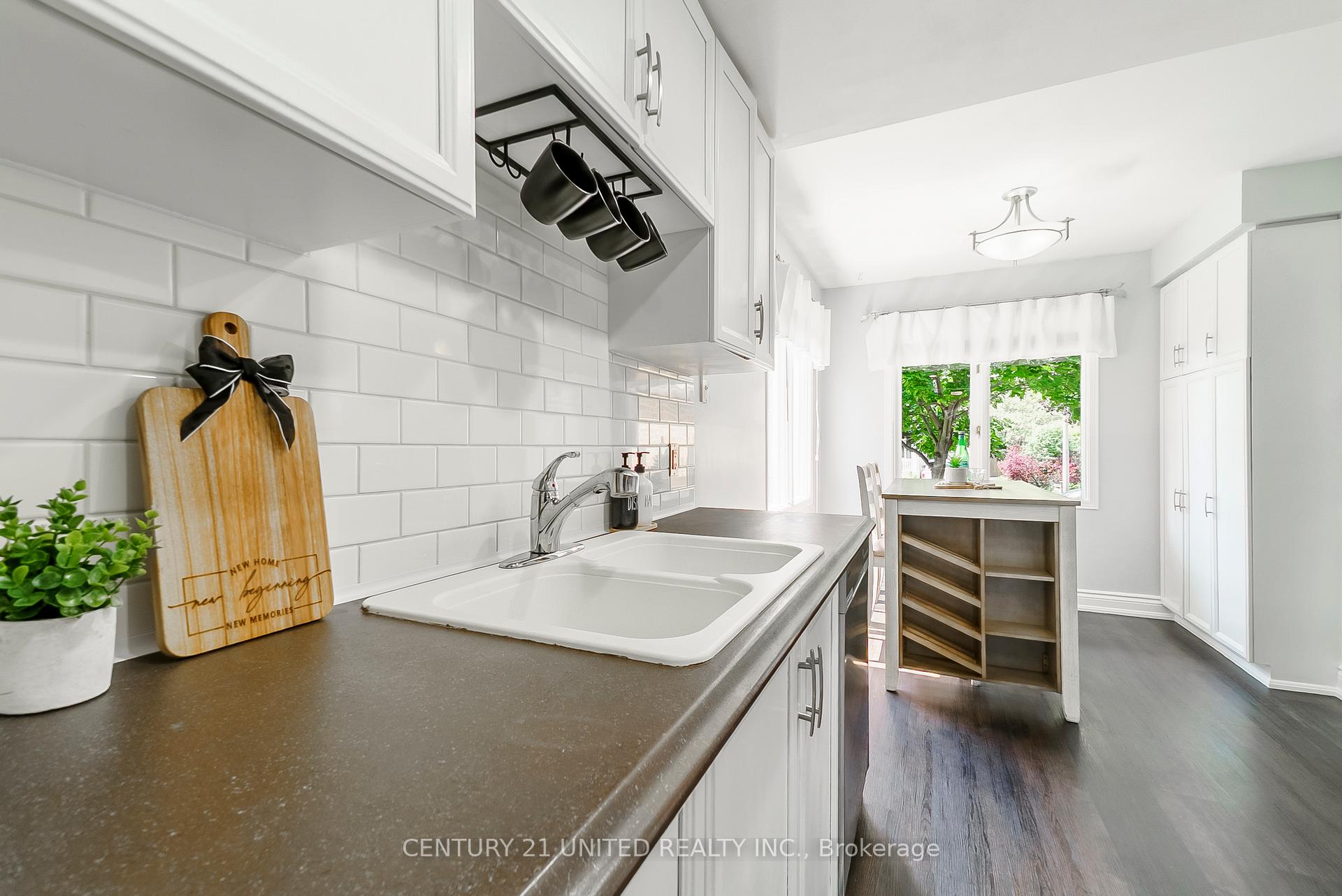 Photo 16 of 29 Wrenn Boulevard, Clarington, Bowmanville — HOMEH