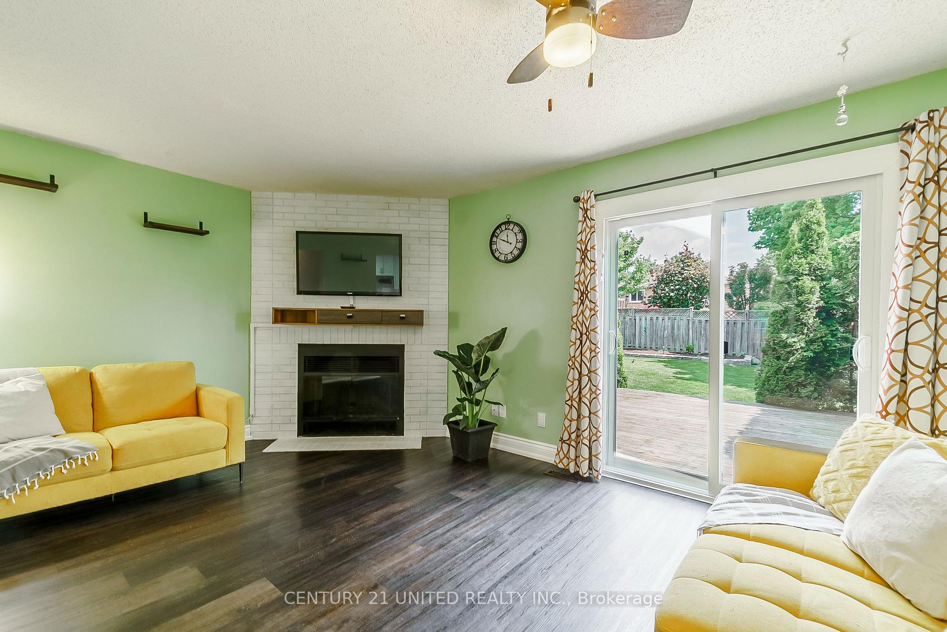 Photo 18 of 29 Wrenn Boulevard, Clarington, Bowmanville — HOMEH