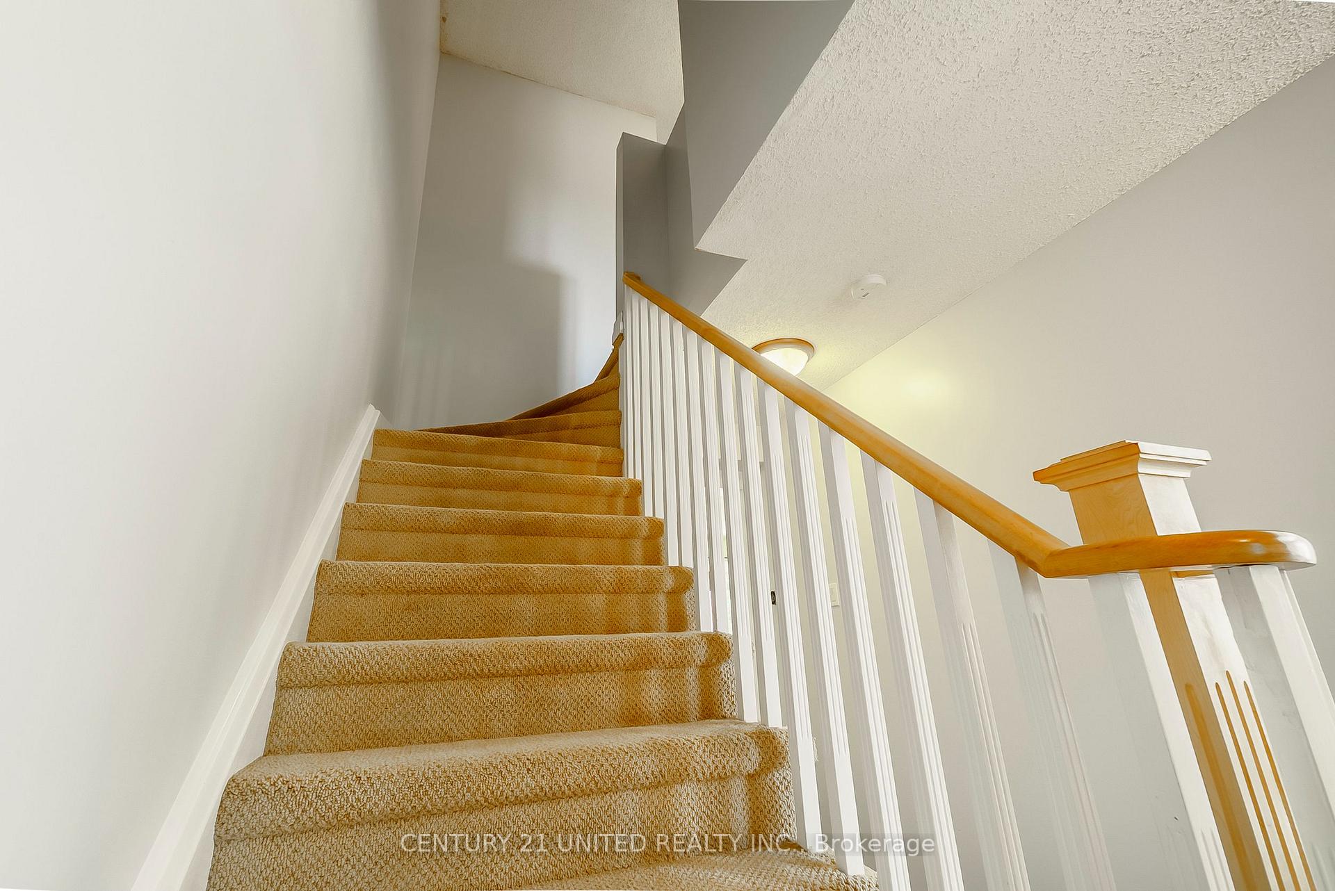 Photo 22 of 29 Wrenn Boulevard, Clarington, Bowmanville — HOMEH