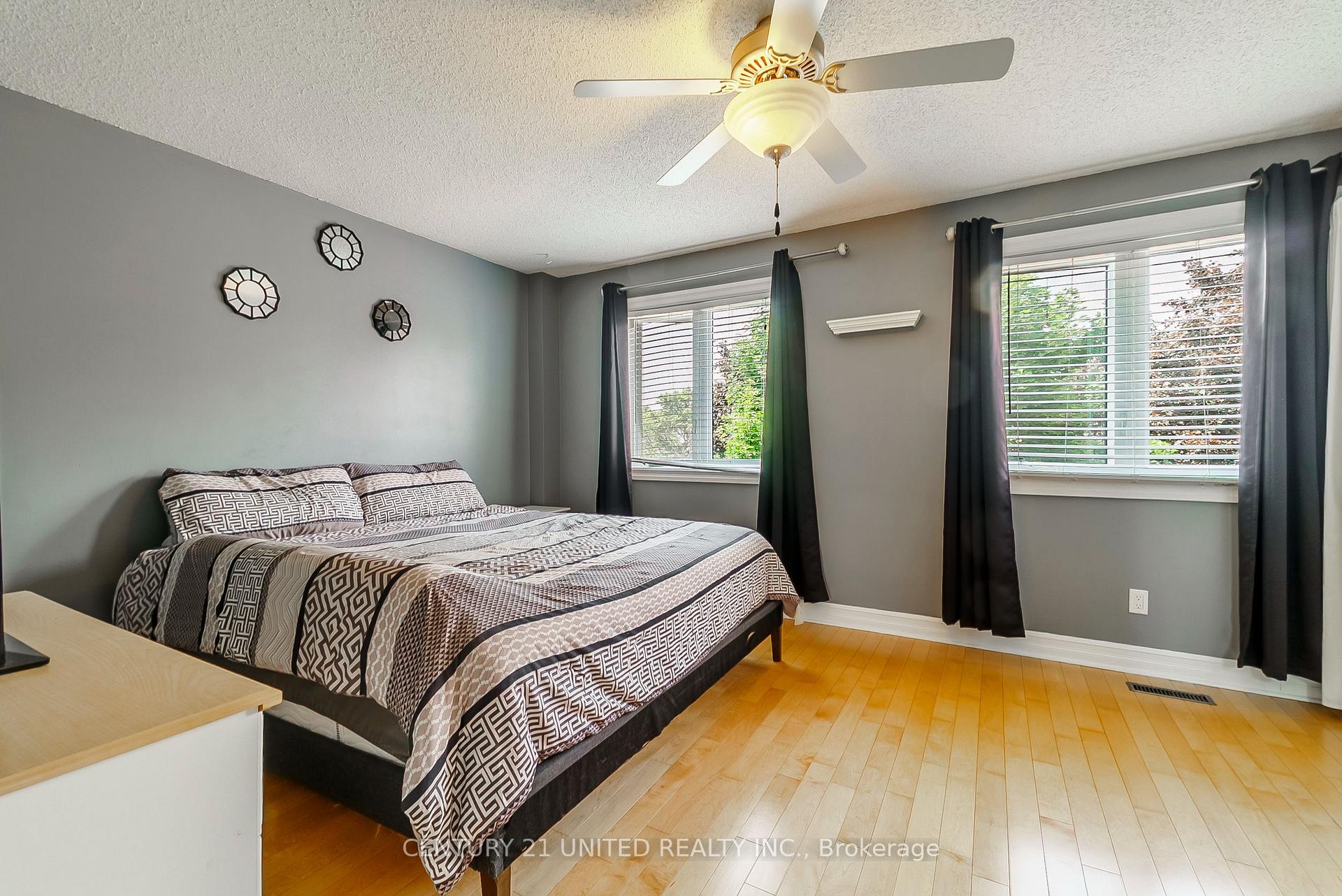 Photo 23 of 29 Wrenn Boulevard, Clarington, Bowmanville — HOMEH
