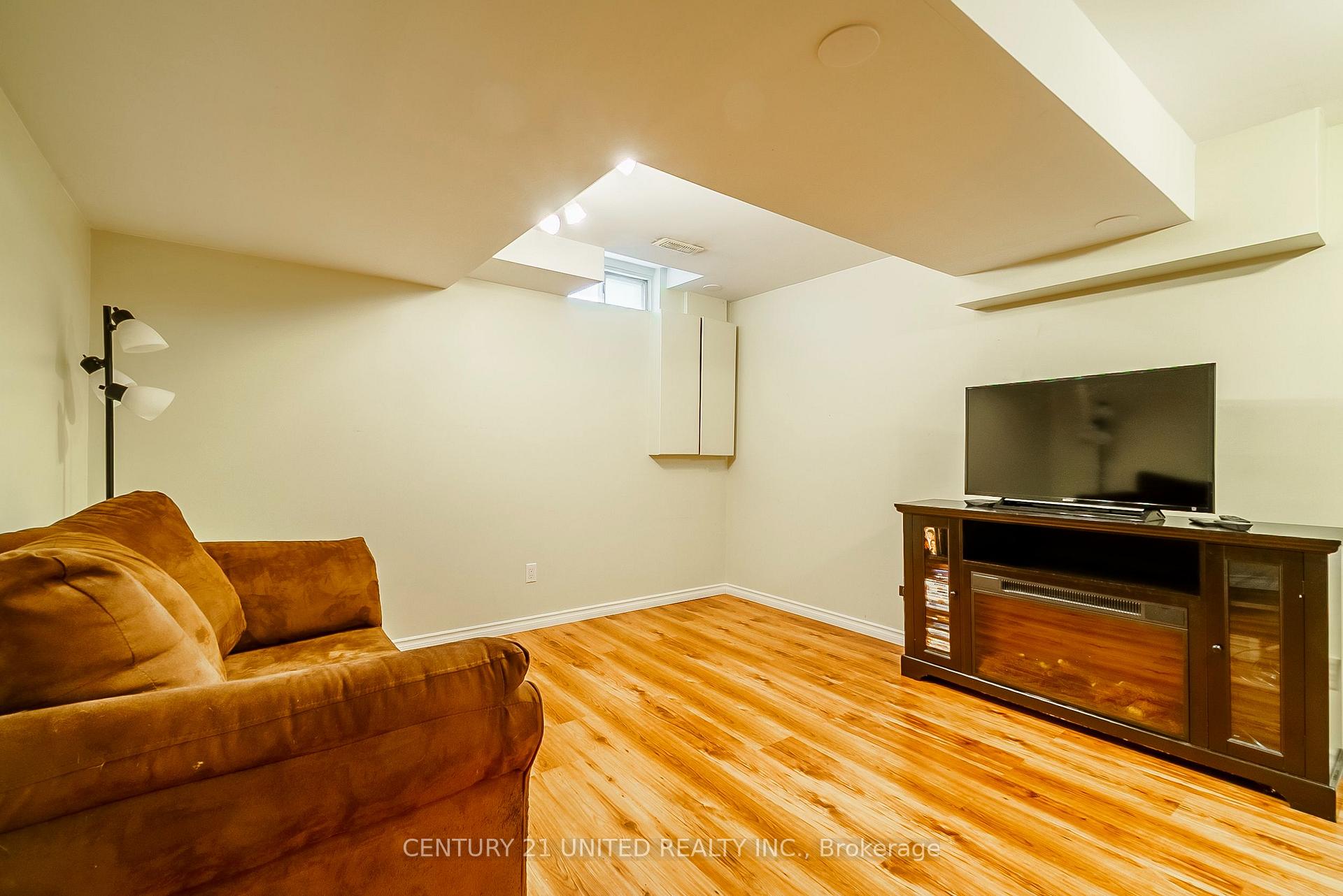 Photo 32 of 29 Wrenn Boulevard, Clarington, Bowmanville — HOMEH