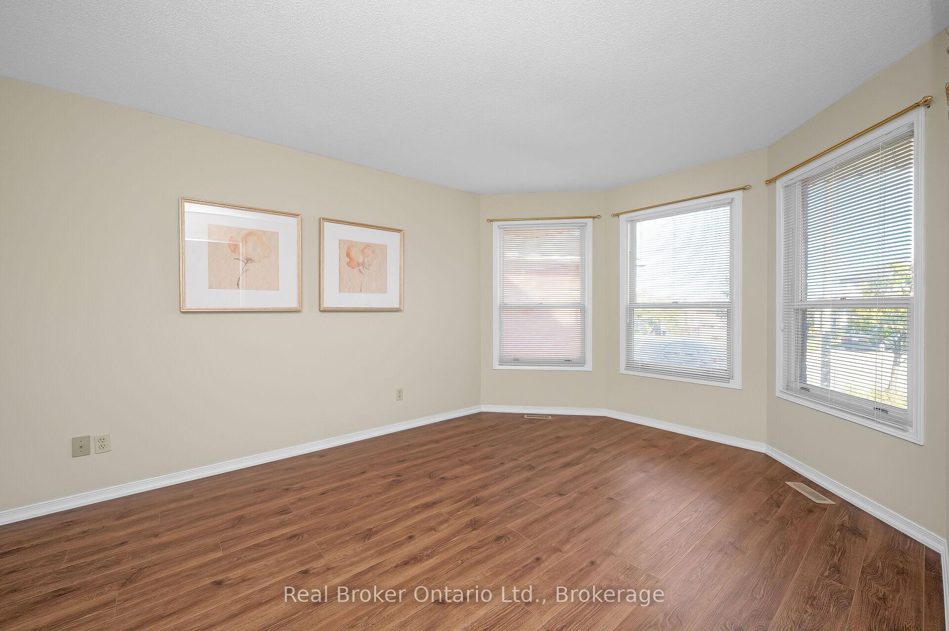 Photo 7 of 10 Avonbridge Court, Hamilton, Randall — HOMEH
