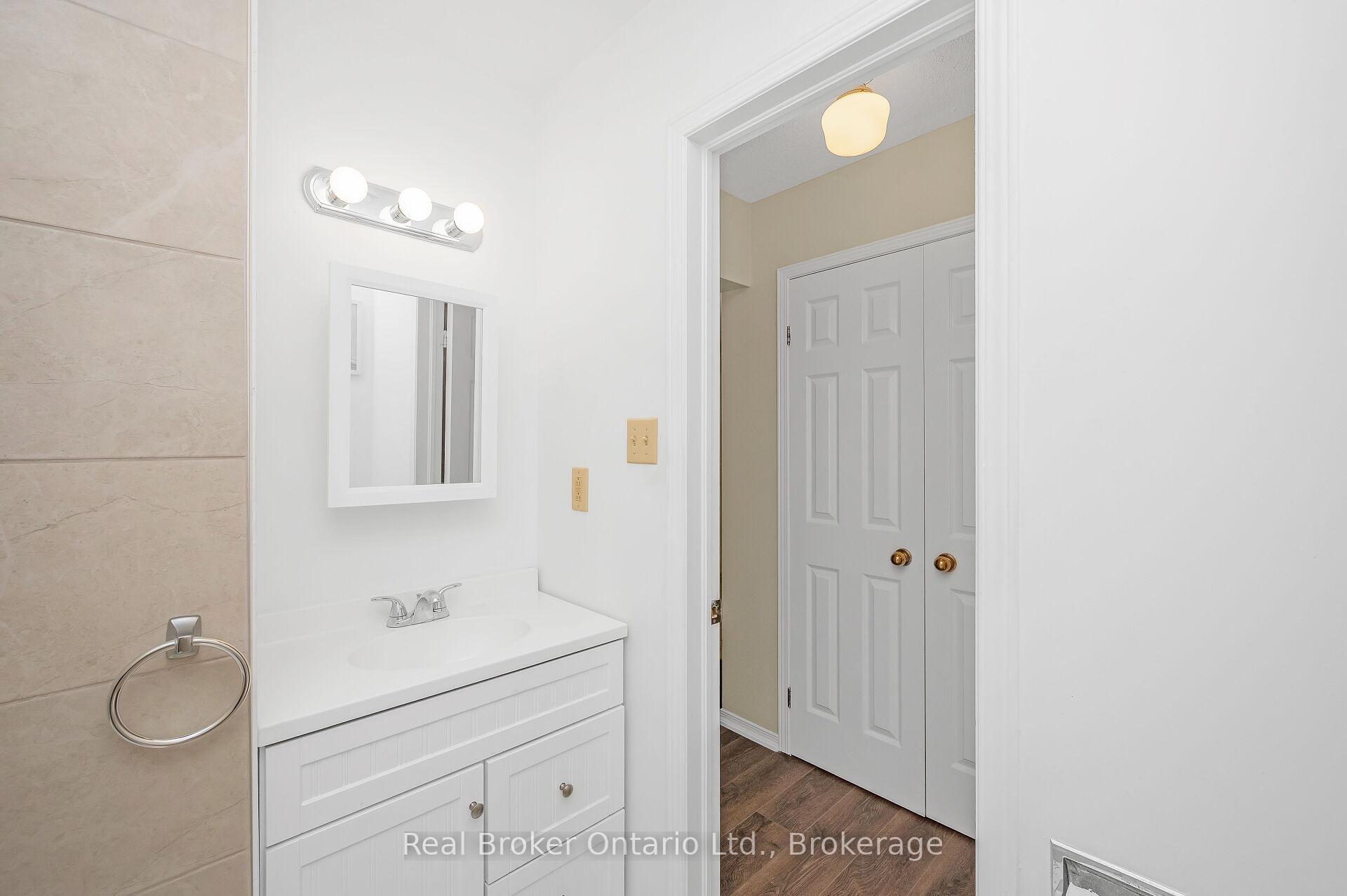 Photo 18 of 10 Avonbridge Court, Hamilton, Randall — HOMEH
