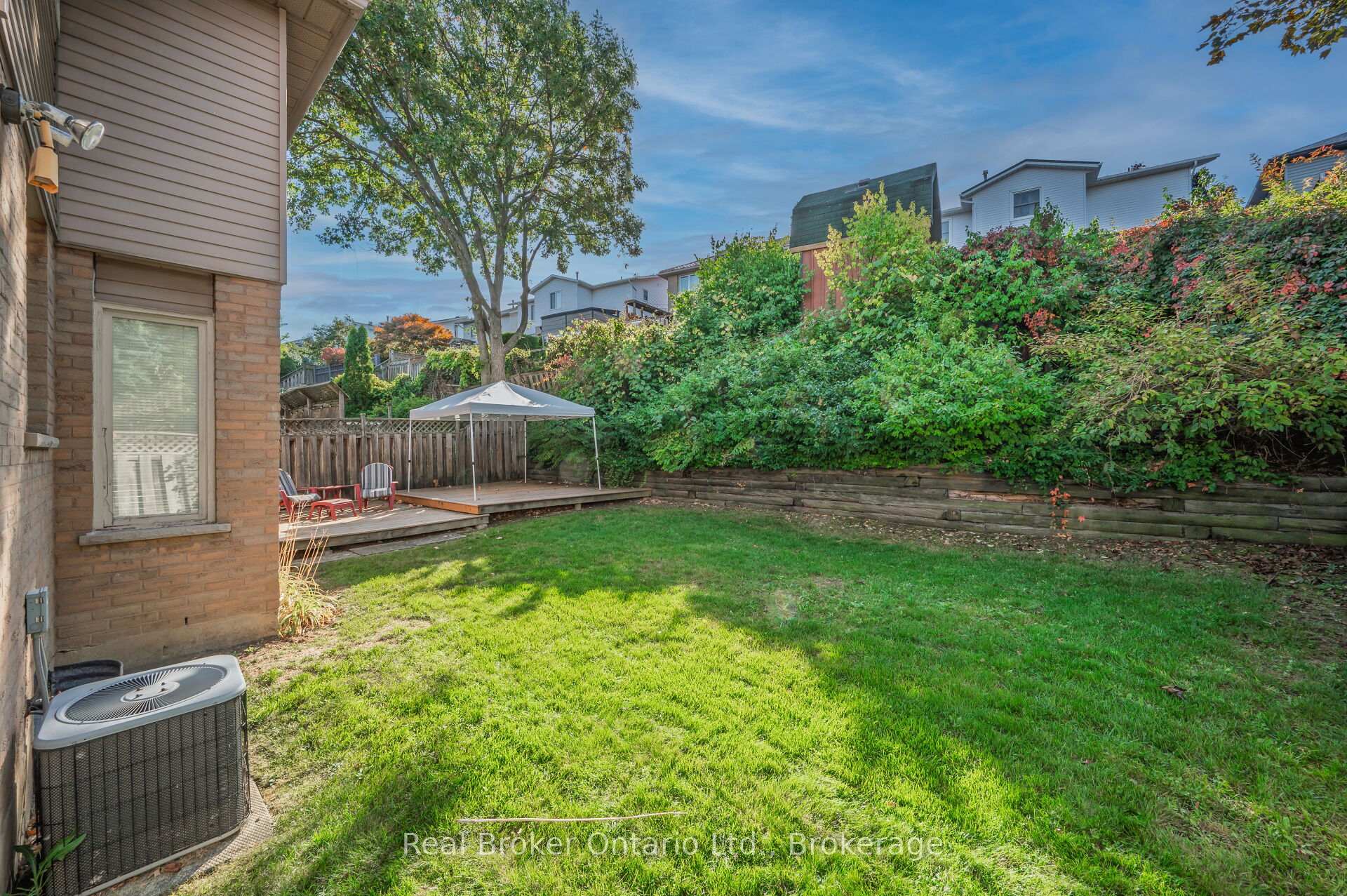 Photo 39 of 10 Avonbridge Court, Hamilton, Randall — HOMEH