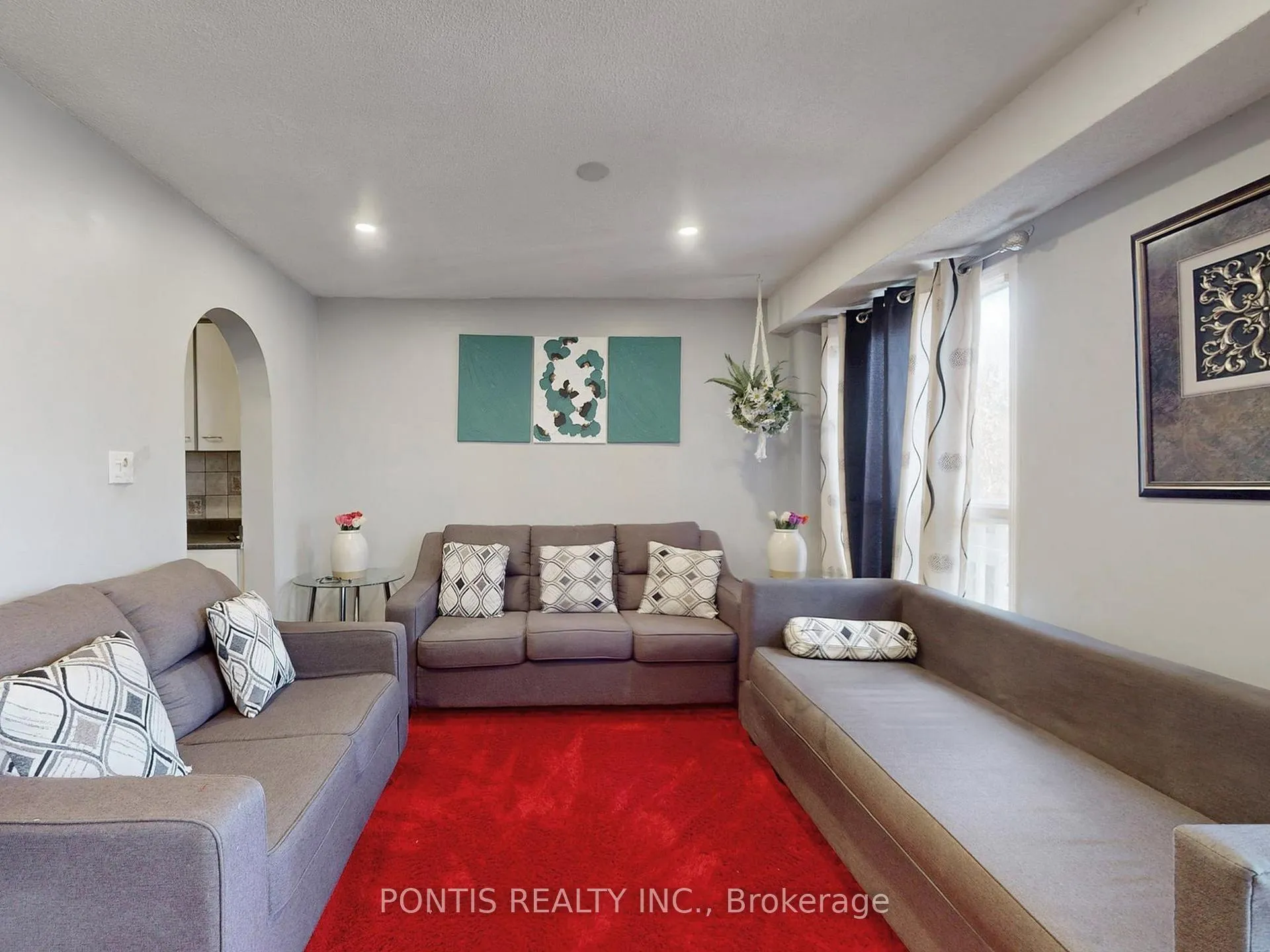 Photo 4 of 140 Cutters Crescent, Brampton, Fletcher's West — HOMEH