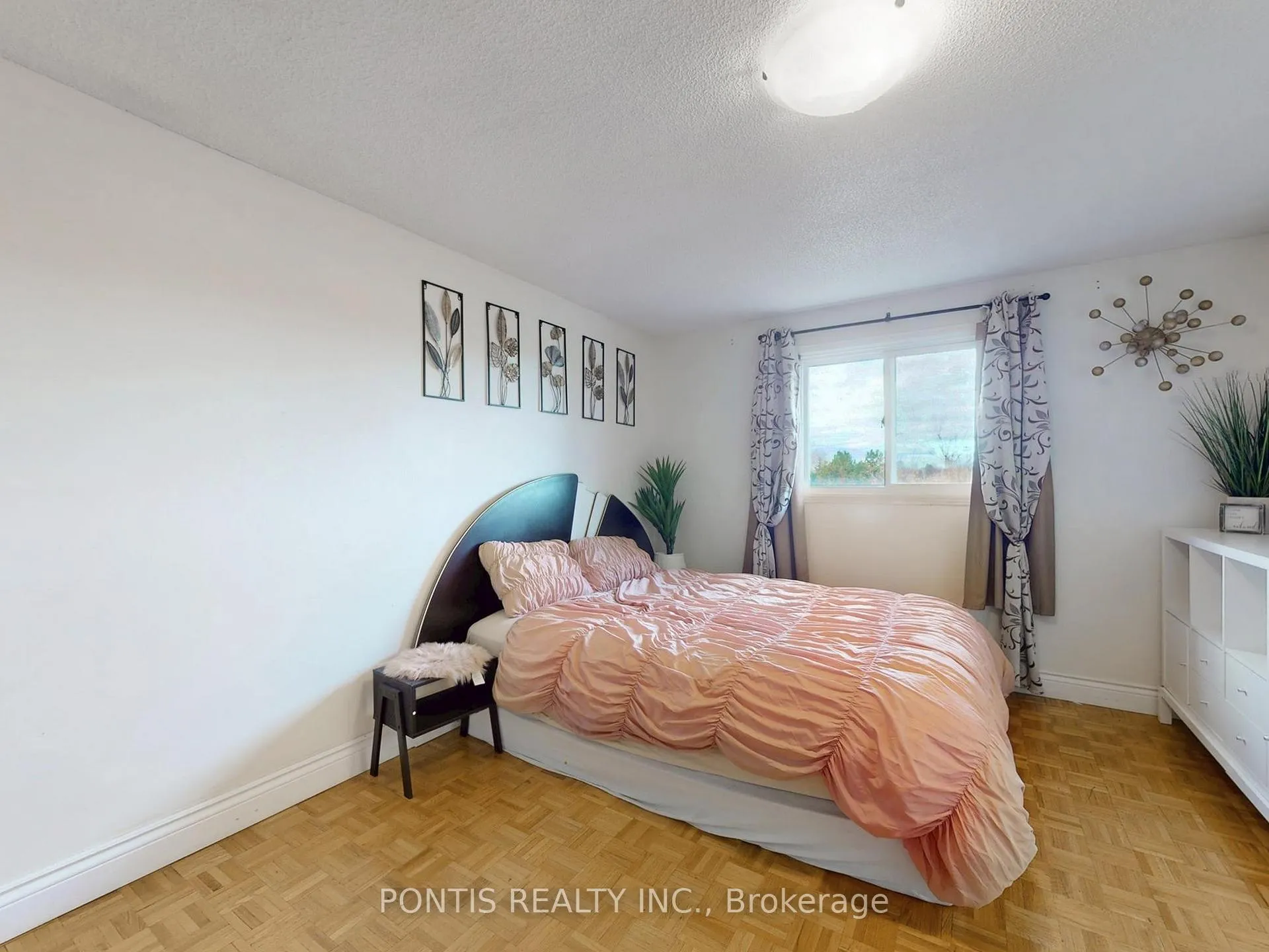 Photo 19 of 140 Cutters Crescent, Brampton, Fletcher's West — HOMEH