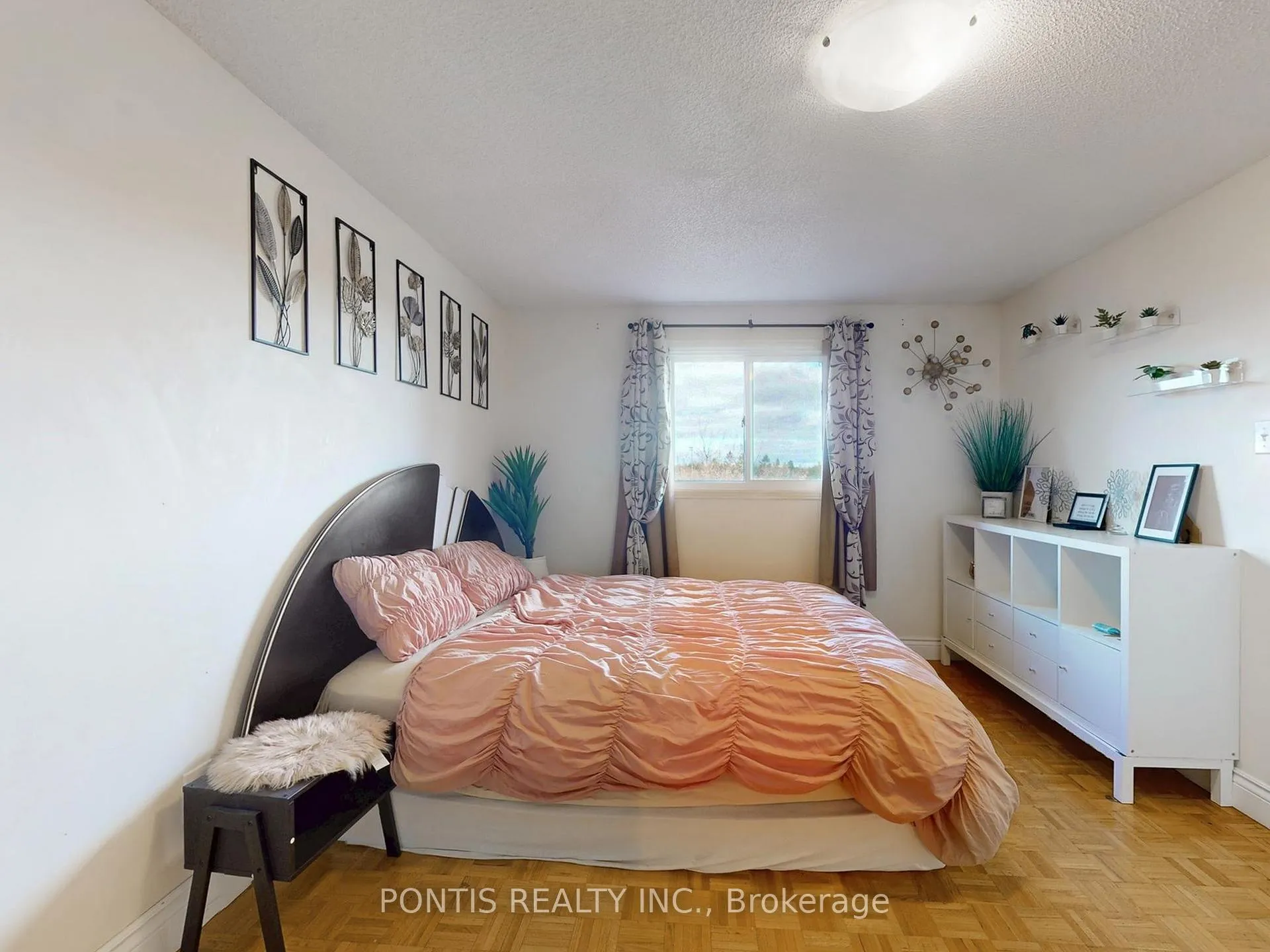 Photo 20 of 140 Cutters Crescent, Brampton, Fletcher's West — HOMEH