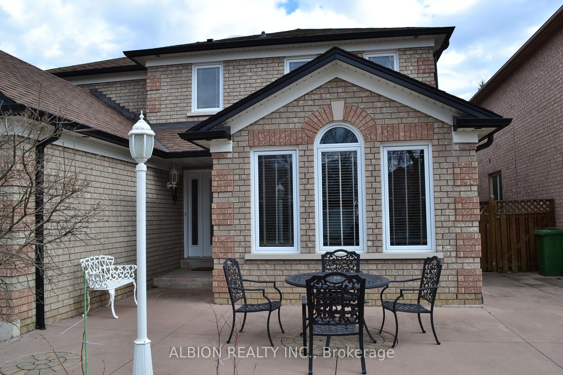 Photo 2 of 67 Taylorwood Avenue, Caledon, Bolton North — HOMEH