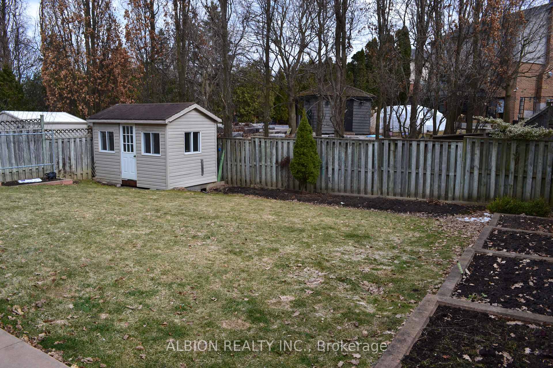Photo 4 of 67 Taylorwood Avenue, Caledon, Bolton North — HOMEH