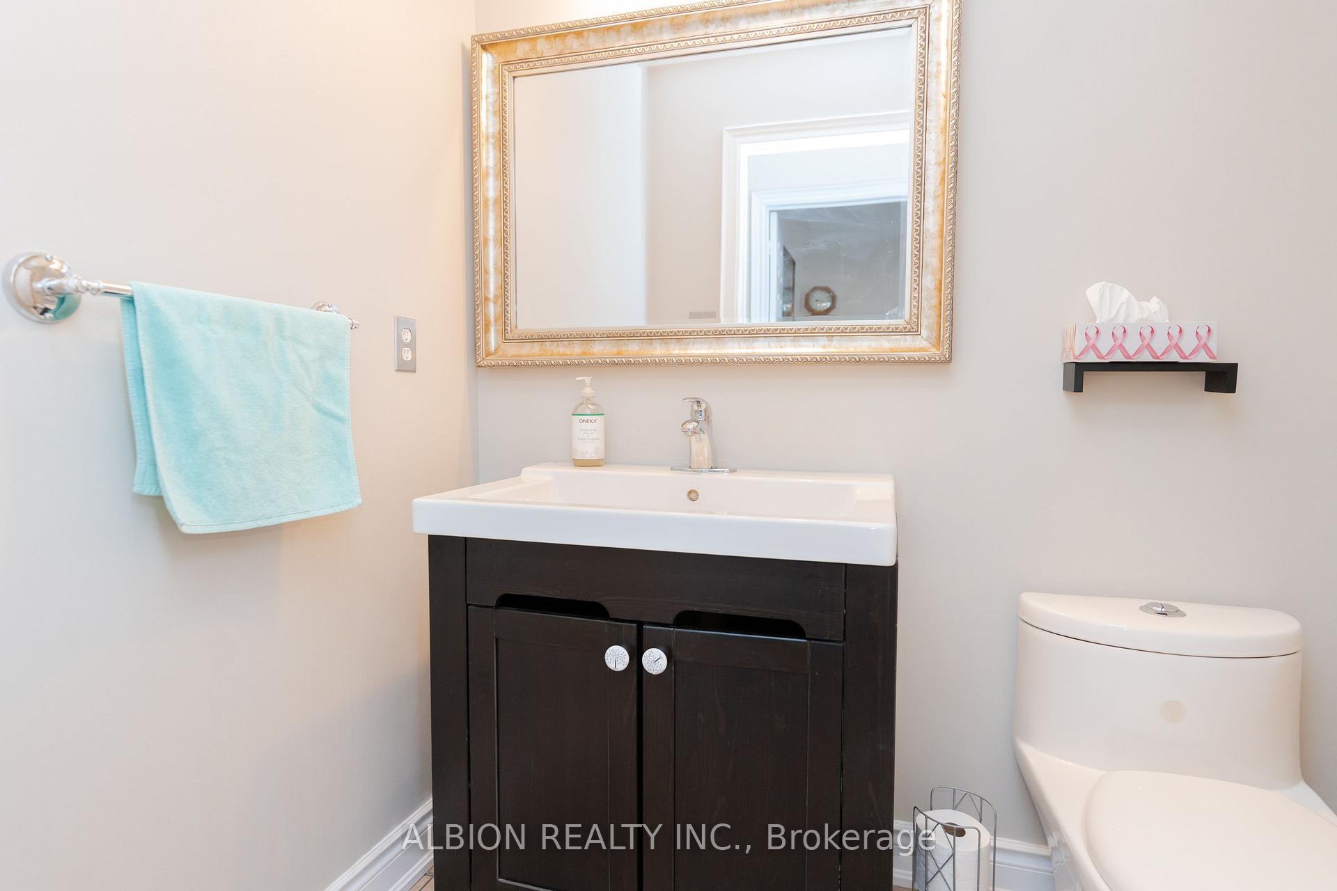 Photo 18 of 67 Taylorwood Avenue, Caledon, Bolton North — HOMEH