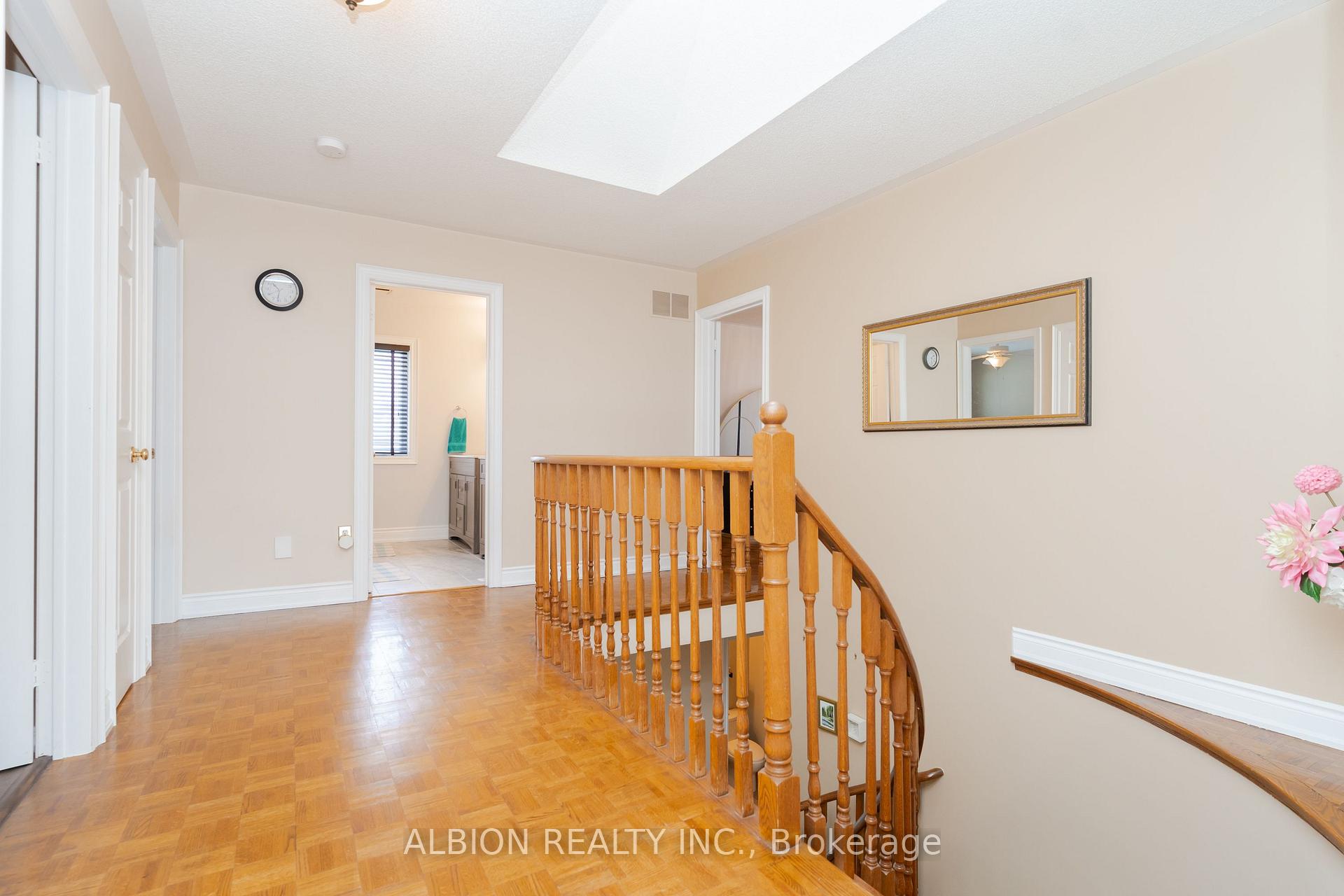 Photo 20 of 67 Taylorwood Avenue, Caledon, Bolton North — HOMEH