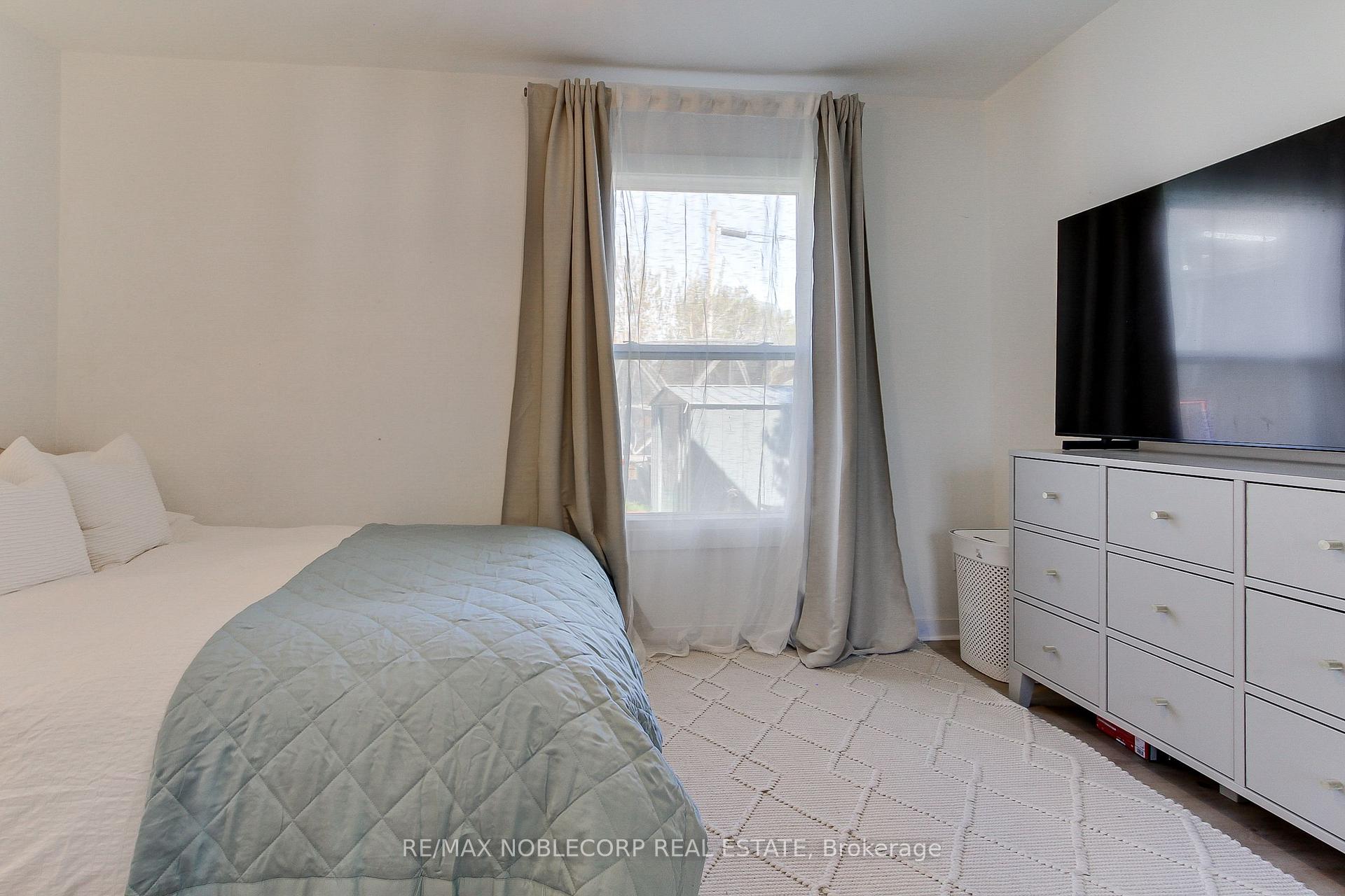 Photo 9 of 174 East 31st. Street, Hamilton, Raleigh — HOMEH