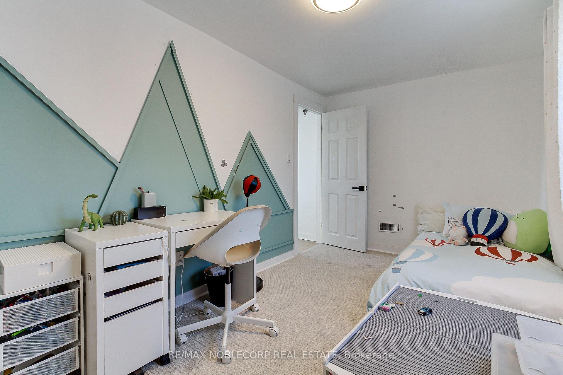 Photo 16 of 174 East 31st. Street, Hamilton, Raleigh — HOMEH